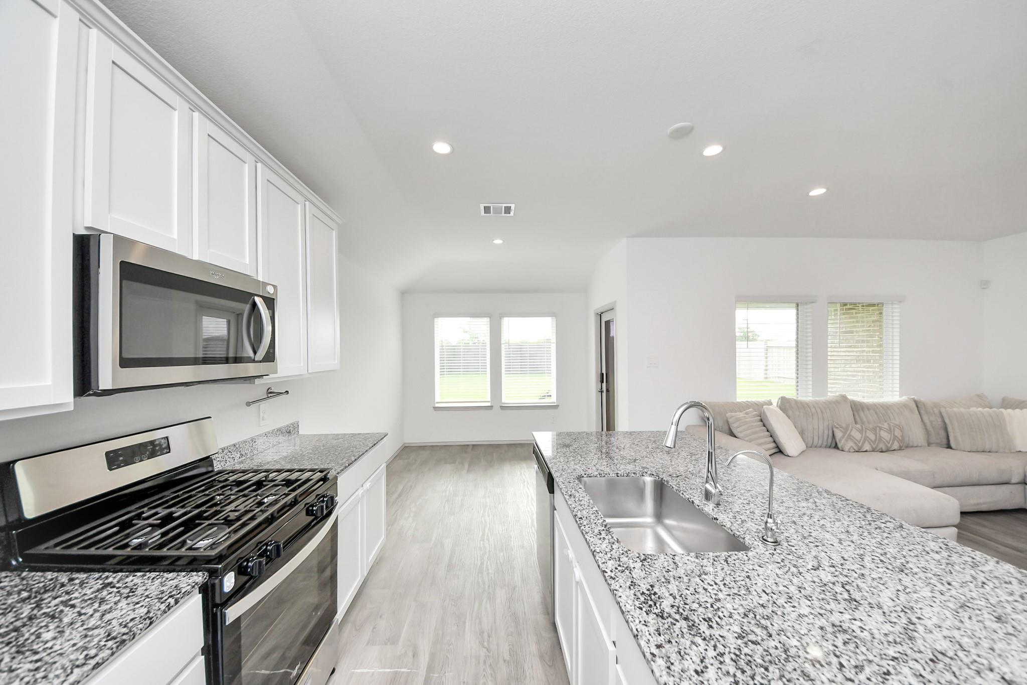 3521 Rockefeller Road