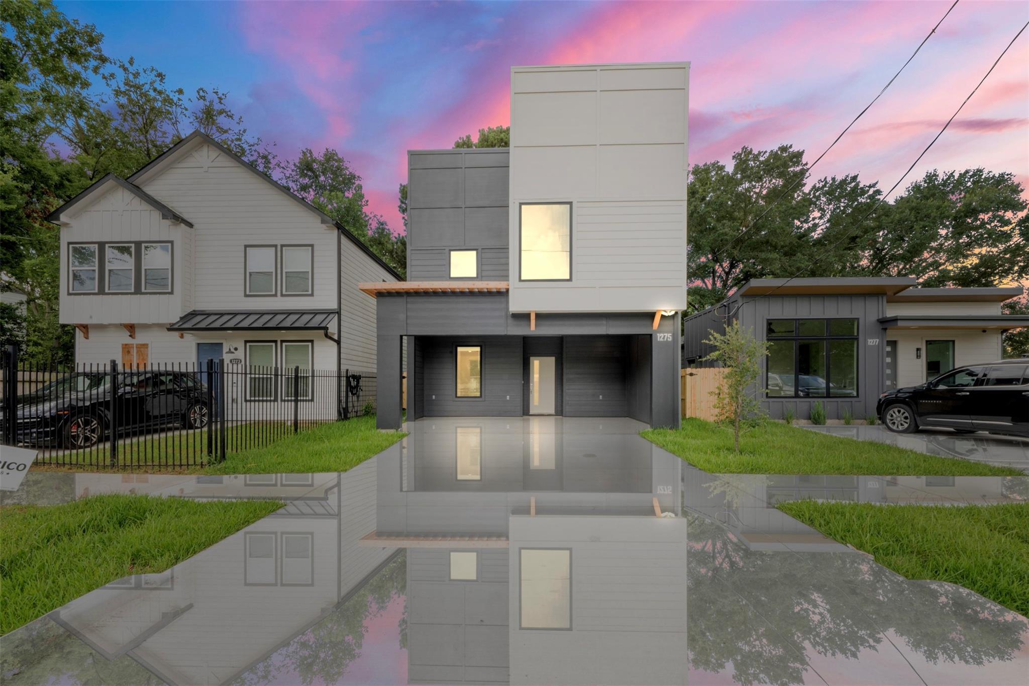 1275 Dewalt Street