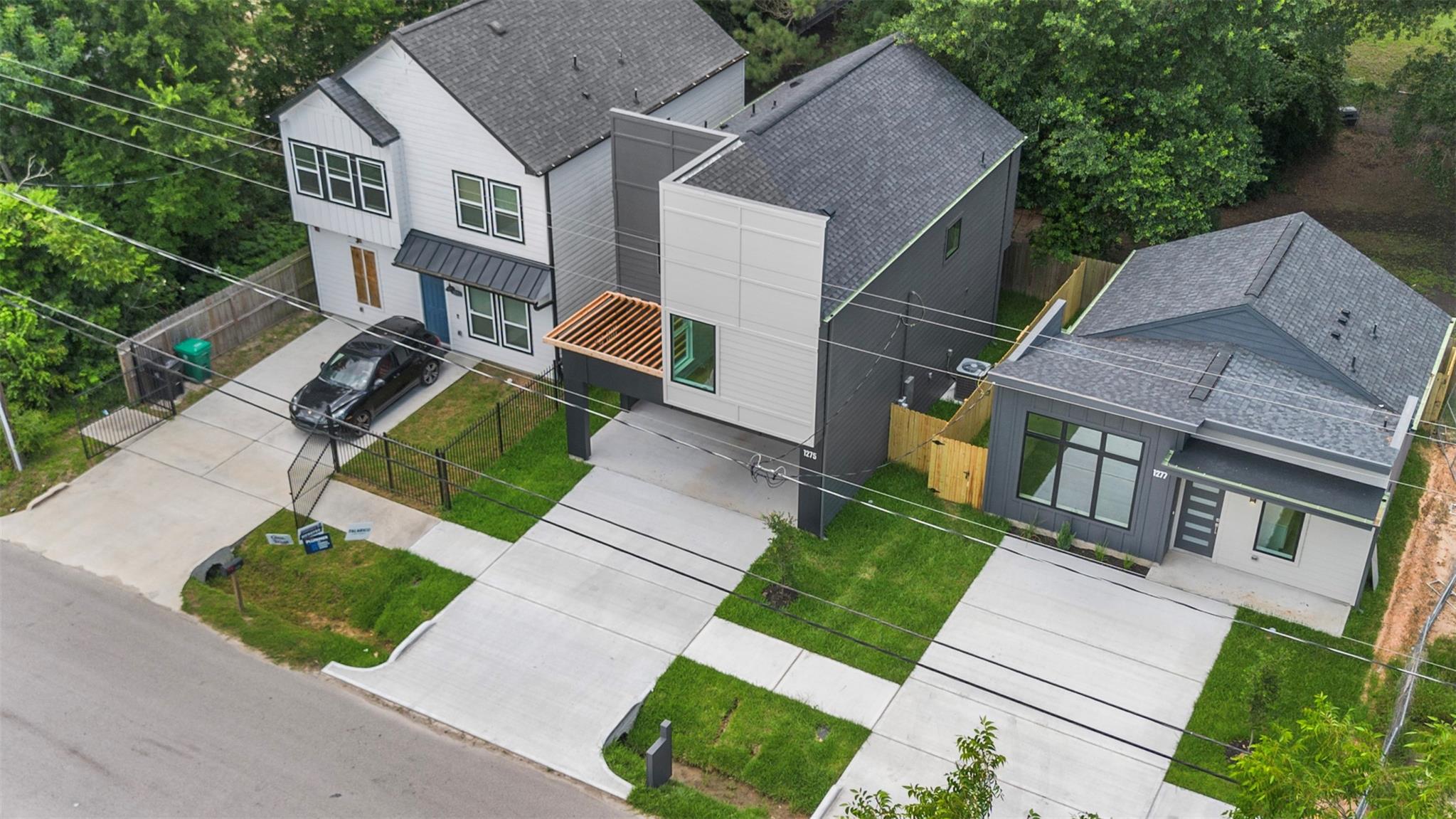 1275 Dewalt Street