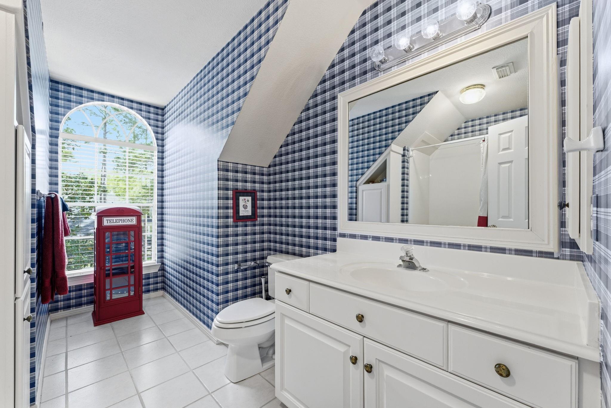 147 N Taylor Point Drive