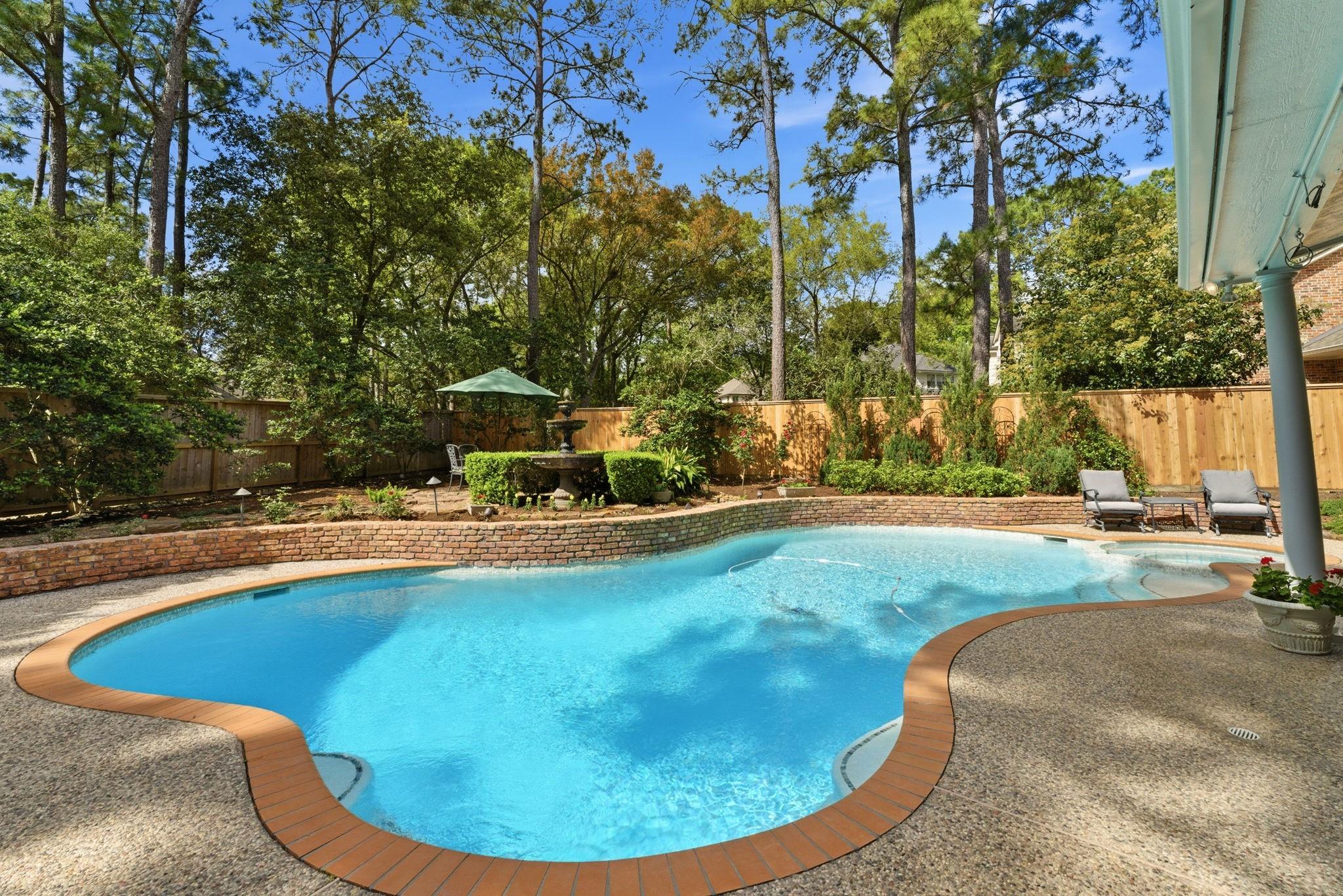 147 N Taylor Point Drive