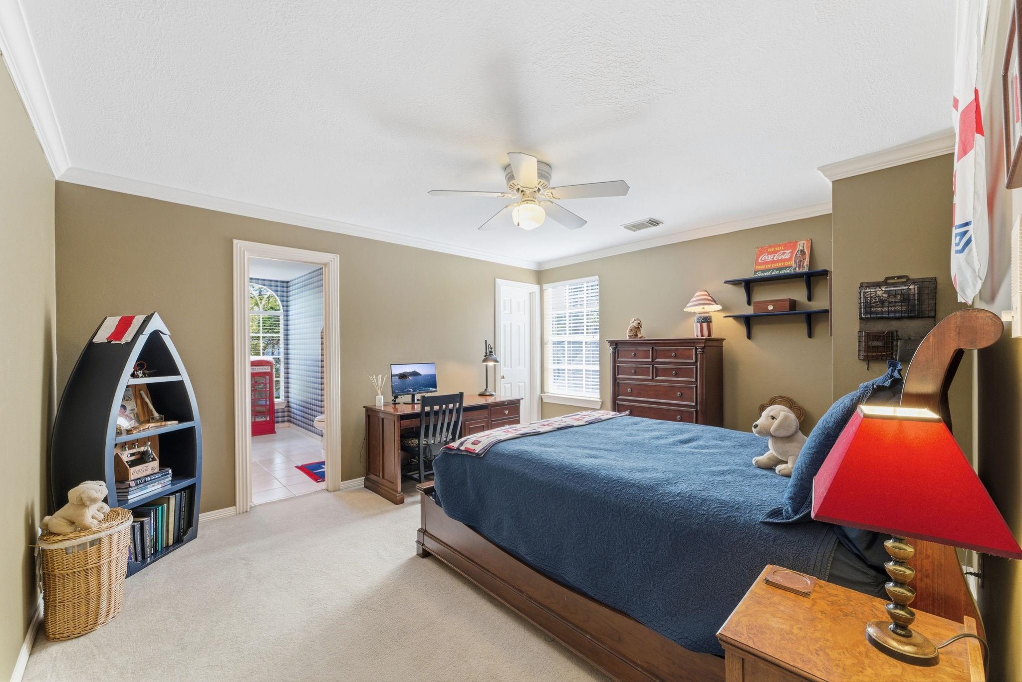 147 N Taylor Point Drive