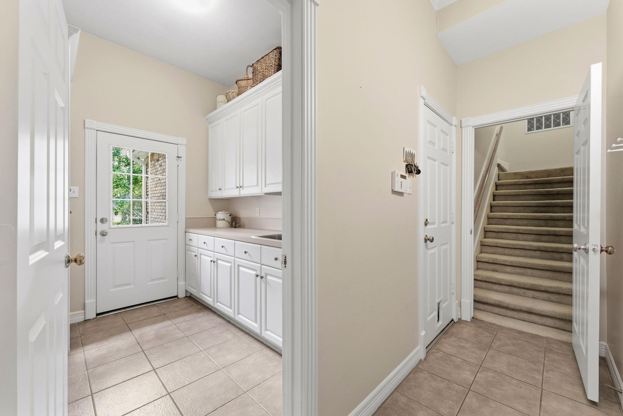 147 N Taylor Point Drive
