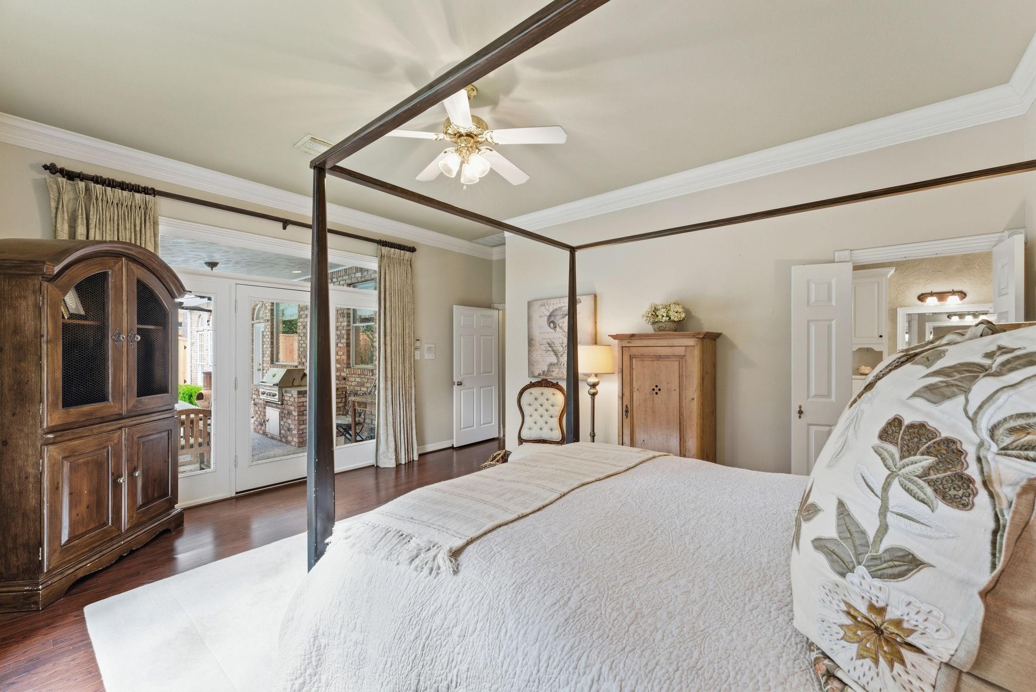 147 N Taylor Point Drive