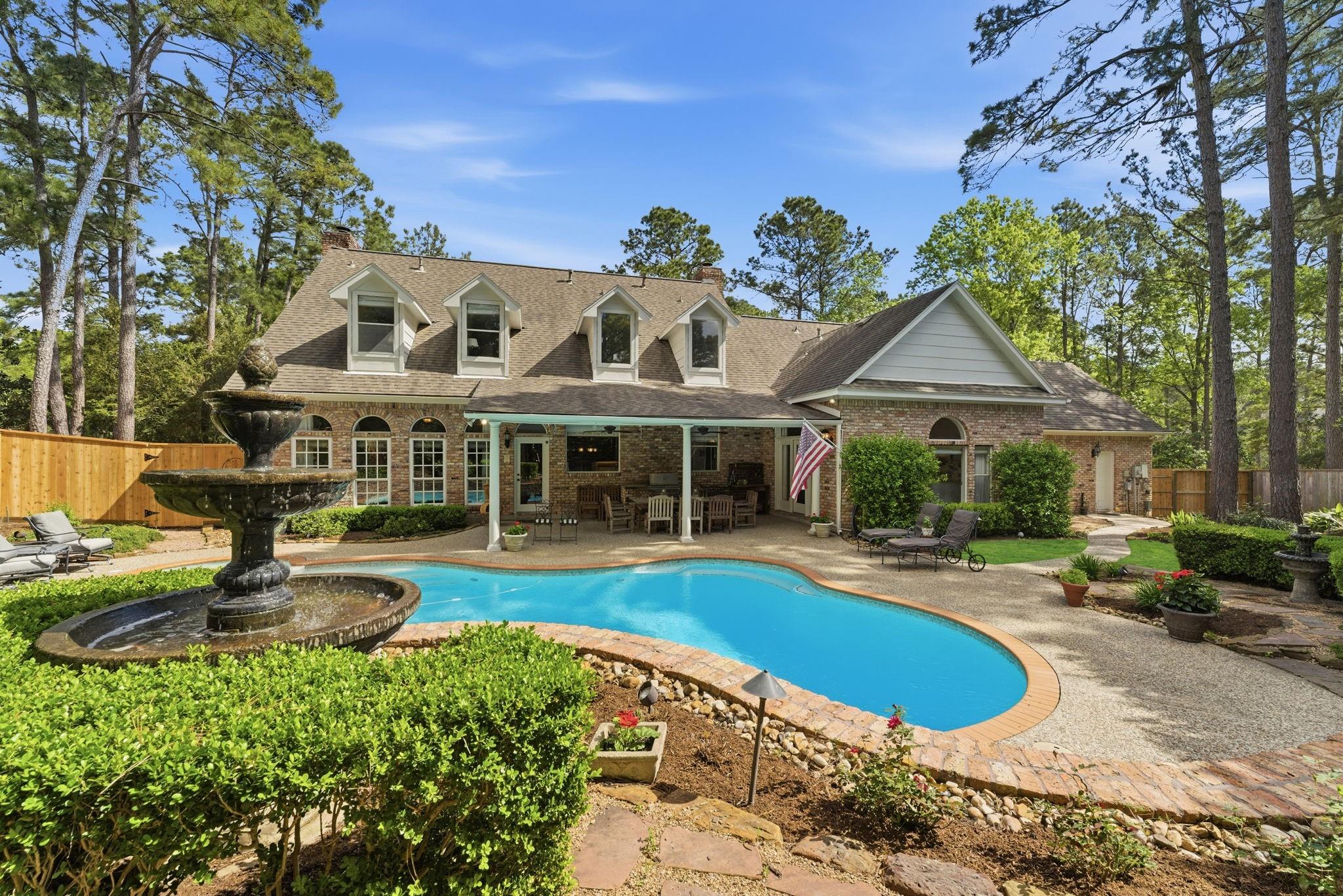 147 N Taylor Point Drive