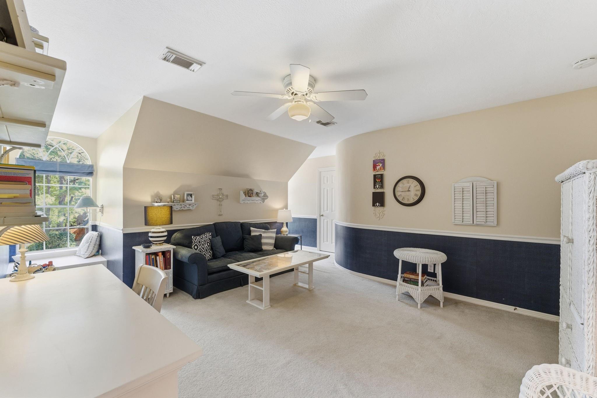 147 N Taylor Point Drive