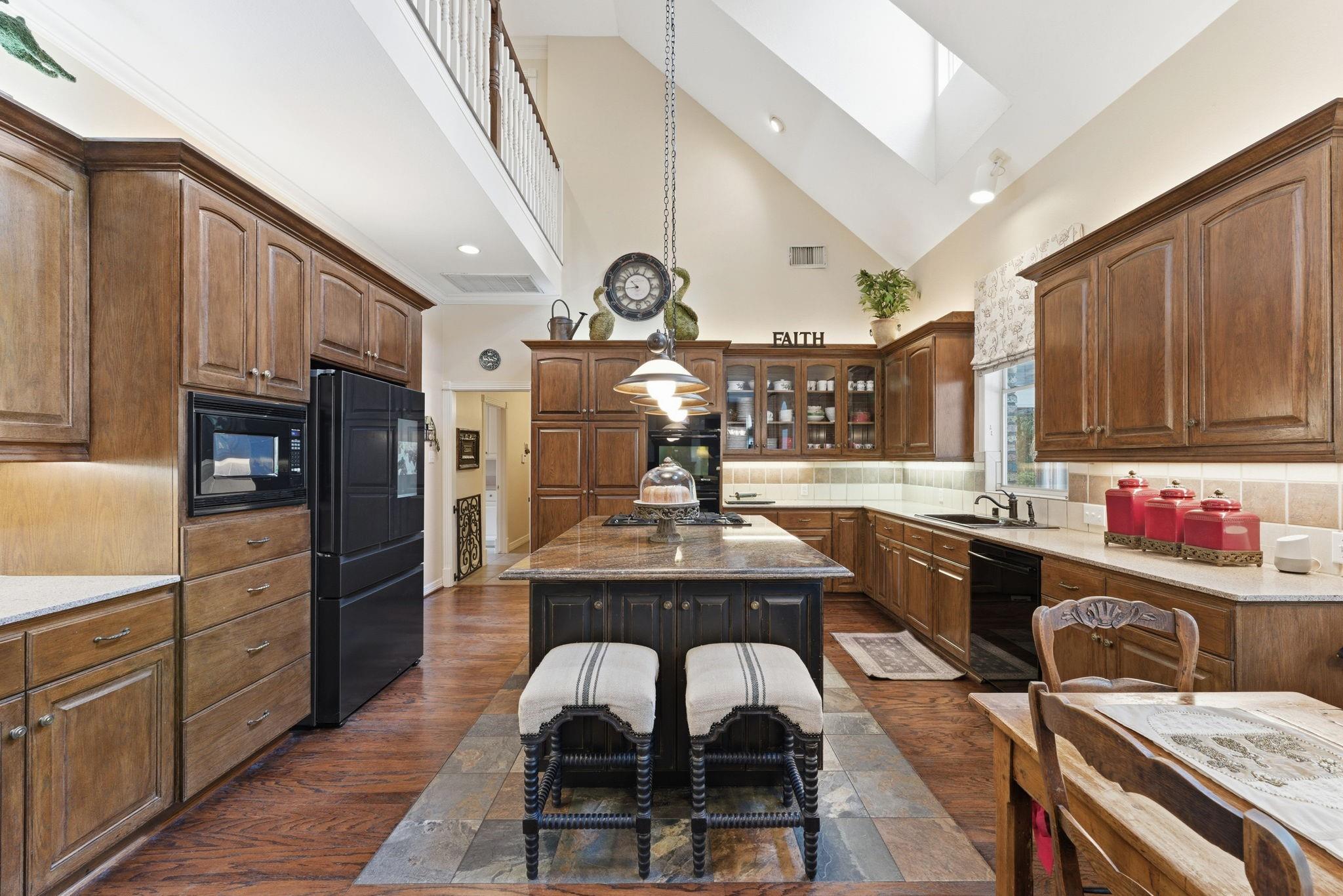 147 N Taylor Point Drive