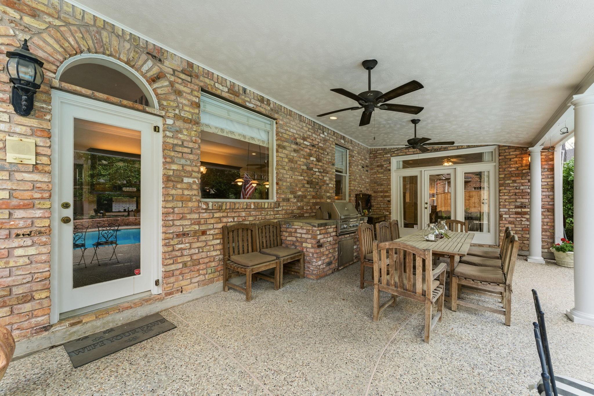 147 N Taylor Point Drive