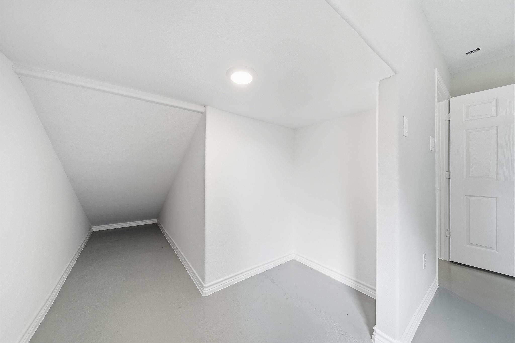 450 N Sunset Boulevard