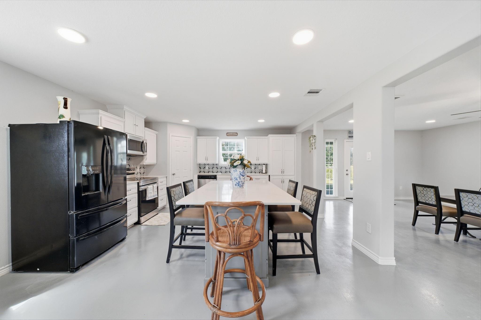 450 N Sunset Boulevard