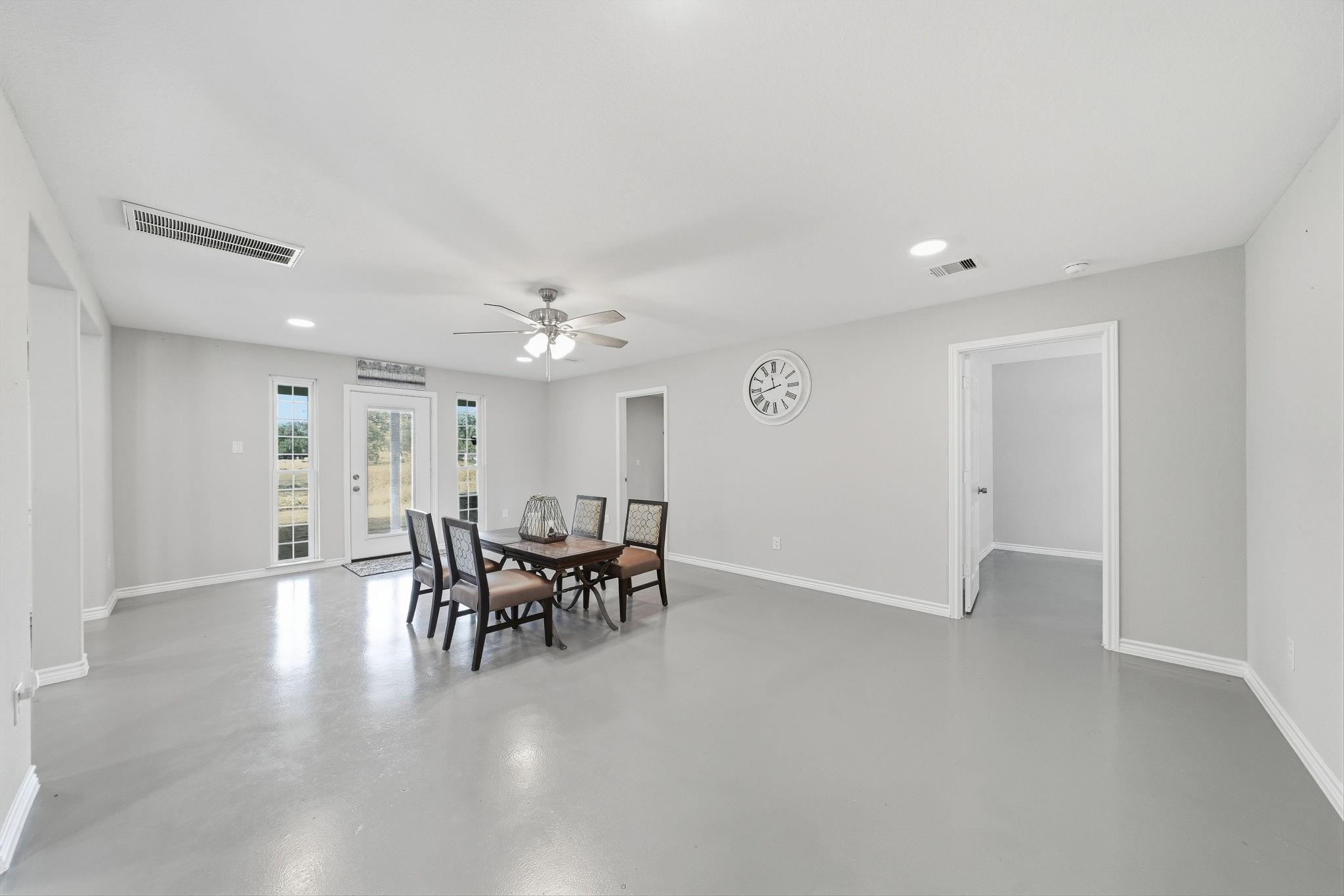 450 N Sunset Boulevard