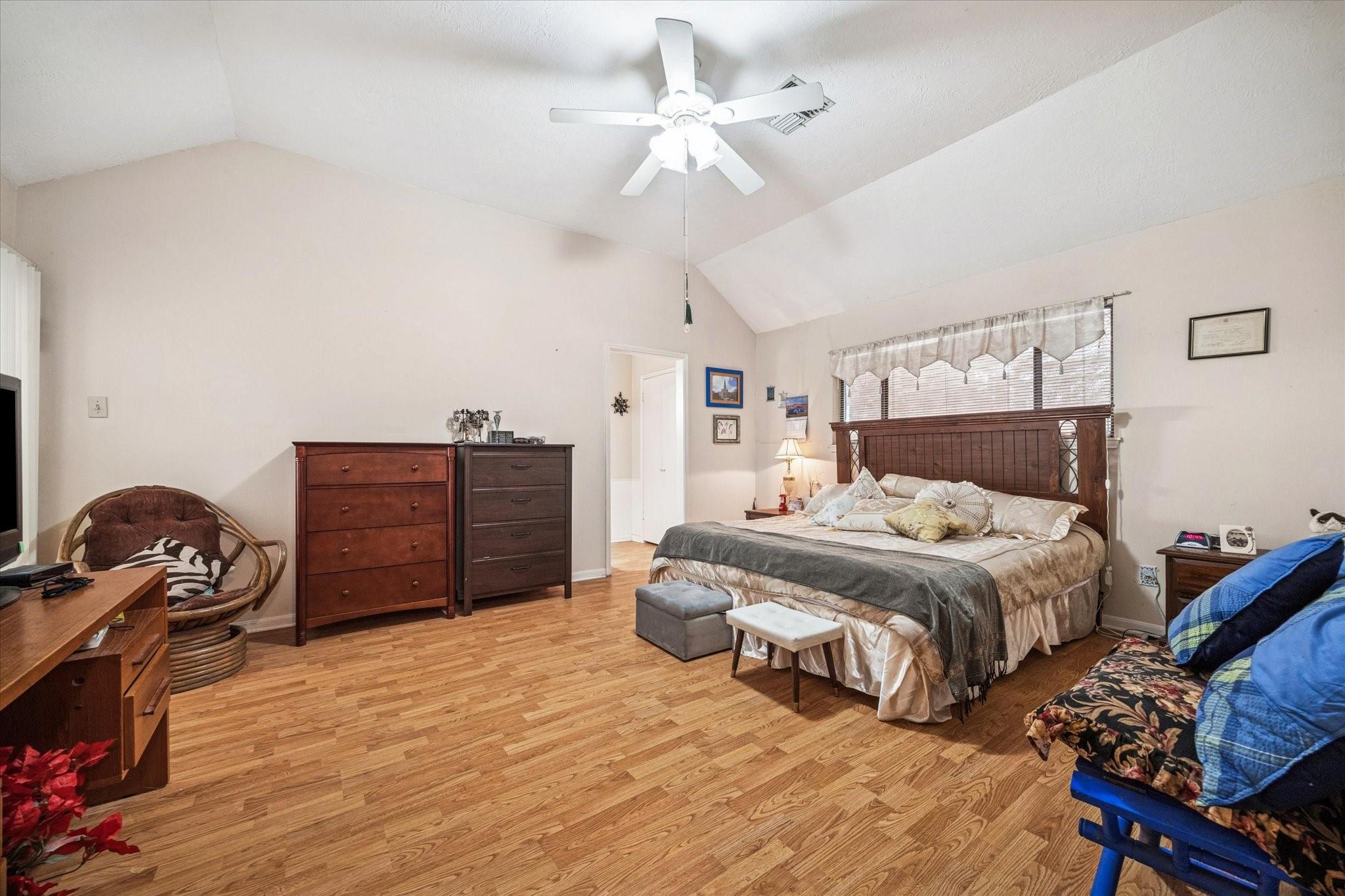 15427 Rio Plaza Drive