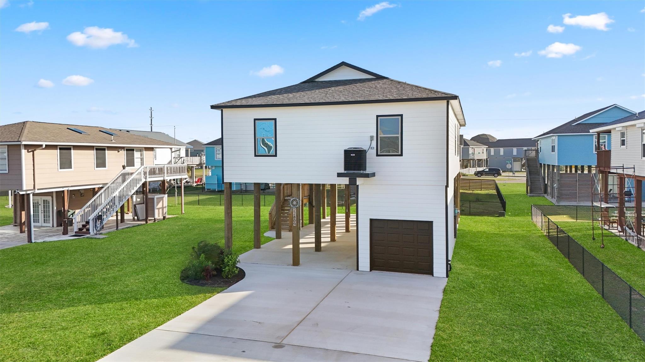 22809 Camino