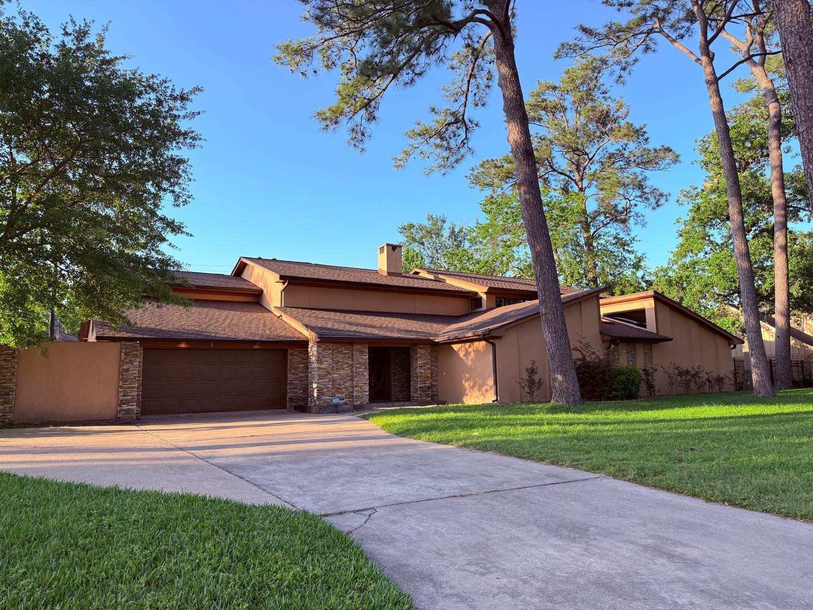 5914 Bermuda Dunes Drive