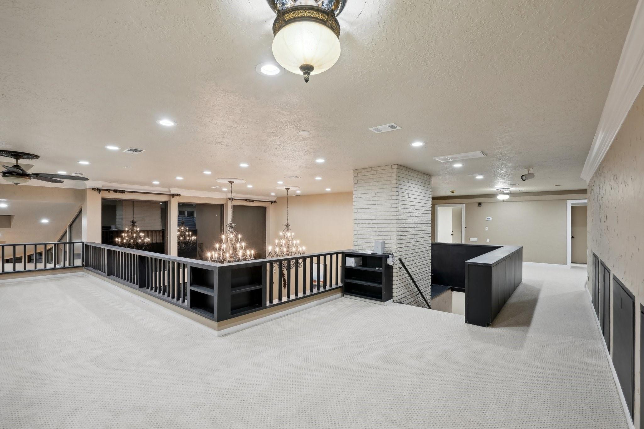 5914 Bermuda Dunes Drive