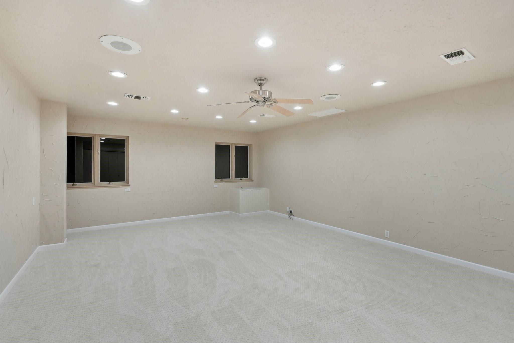 5914 Bermuda Dunes Drive