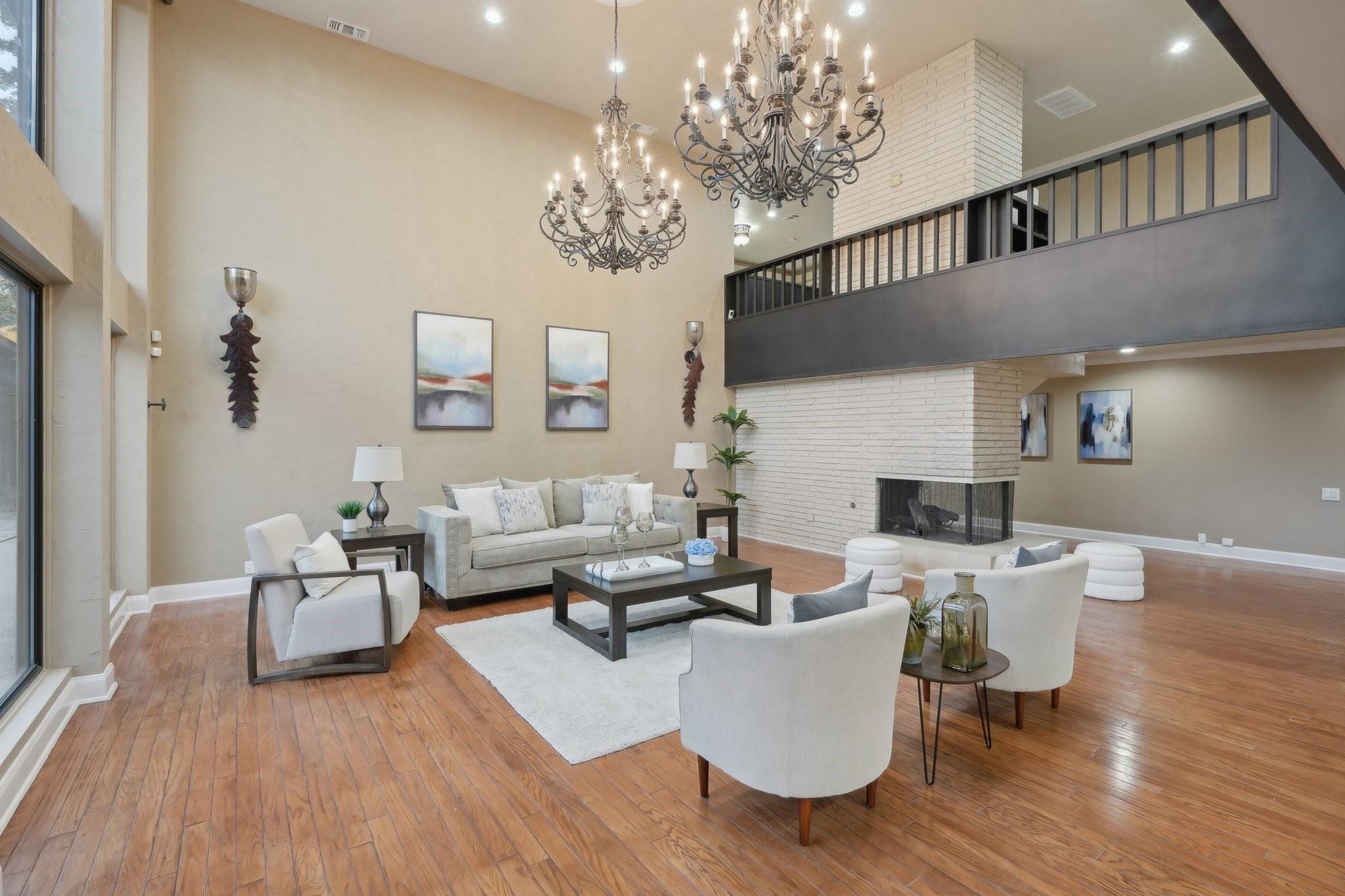 5914 Bermuda Dunes Drive