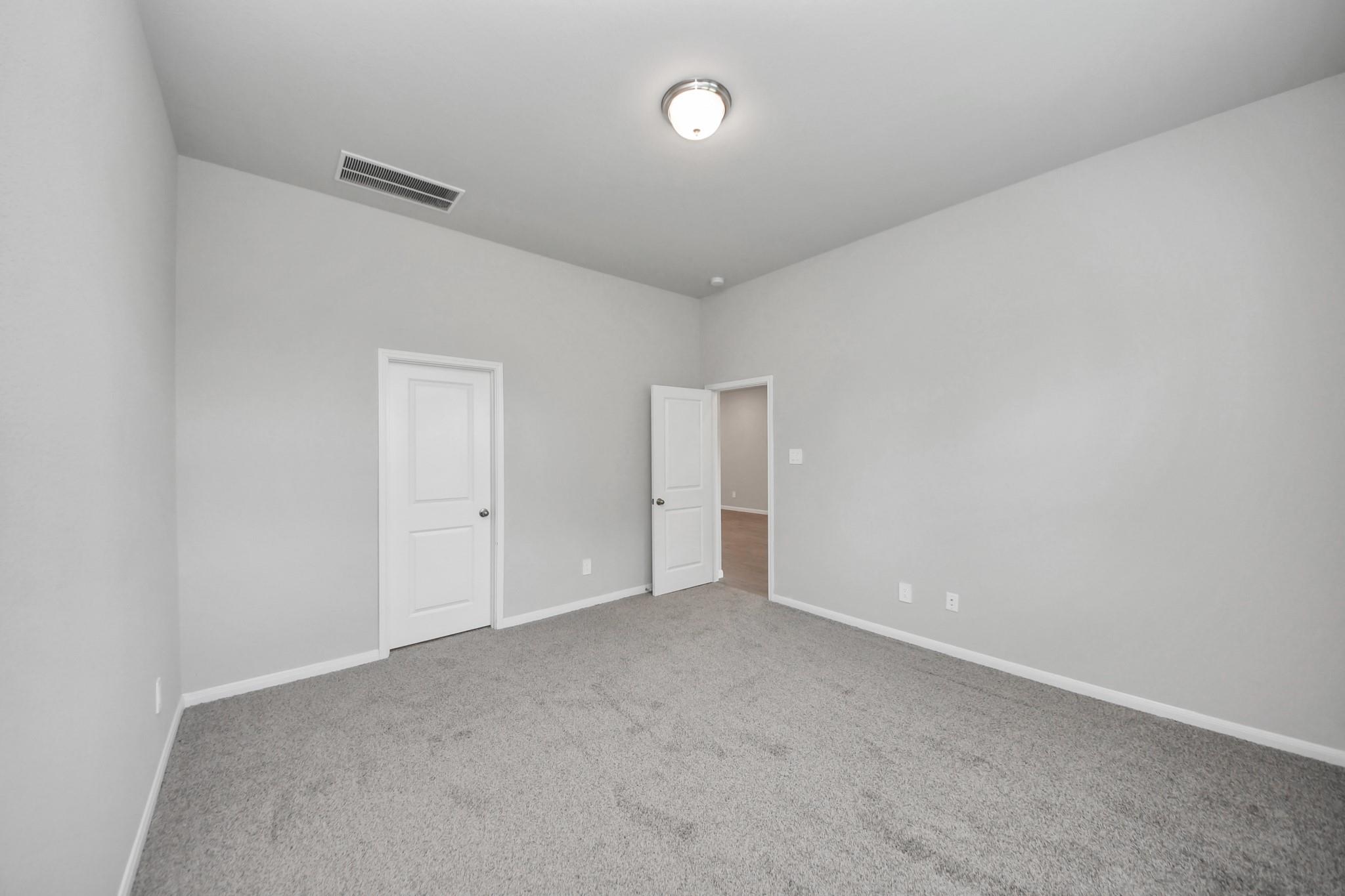 19556 Stripe Hill Bend