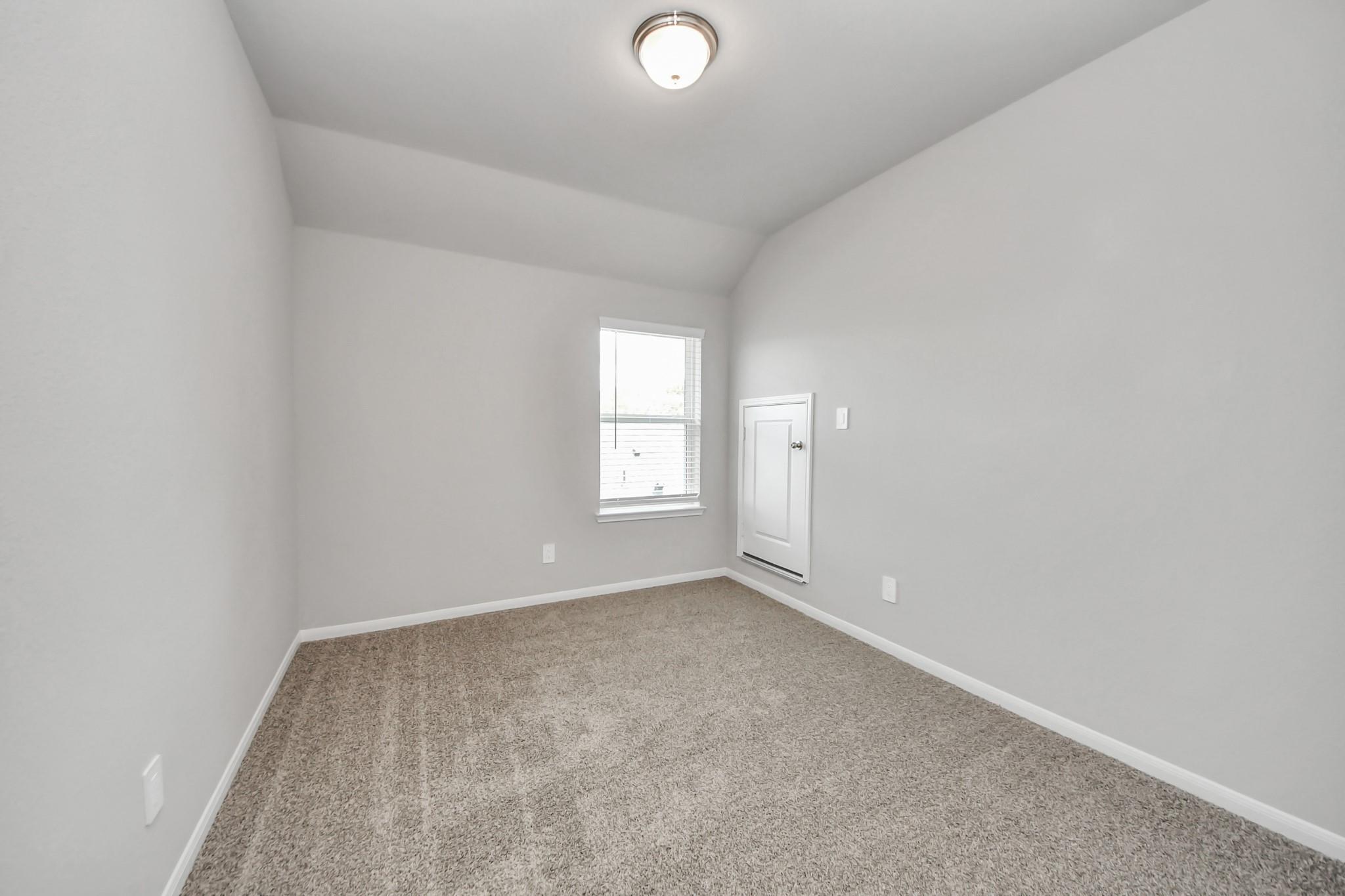 19556 Stripe Hill Bend