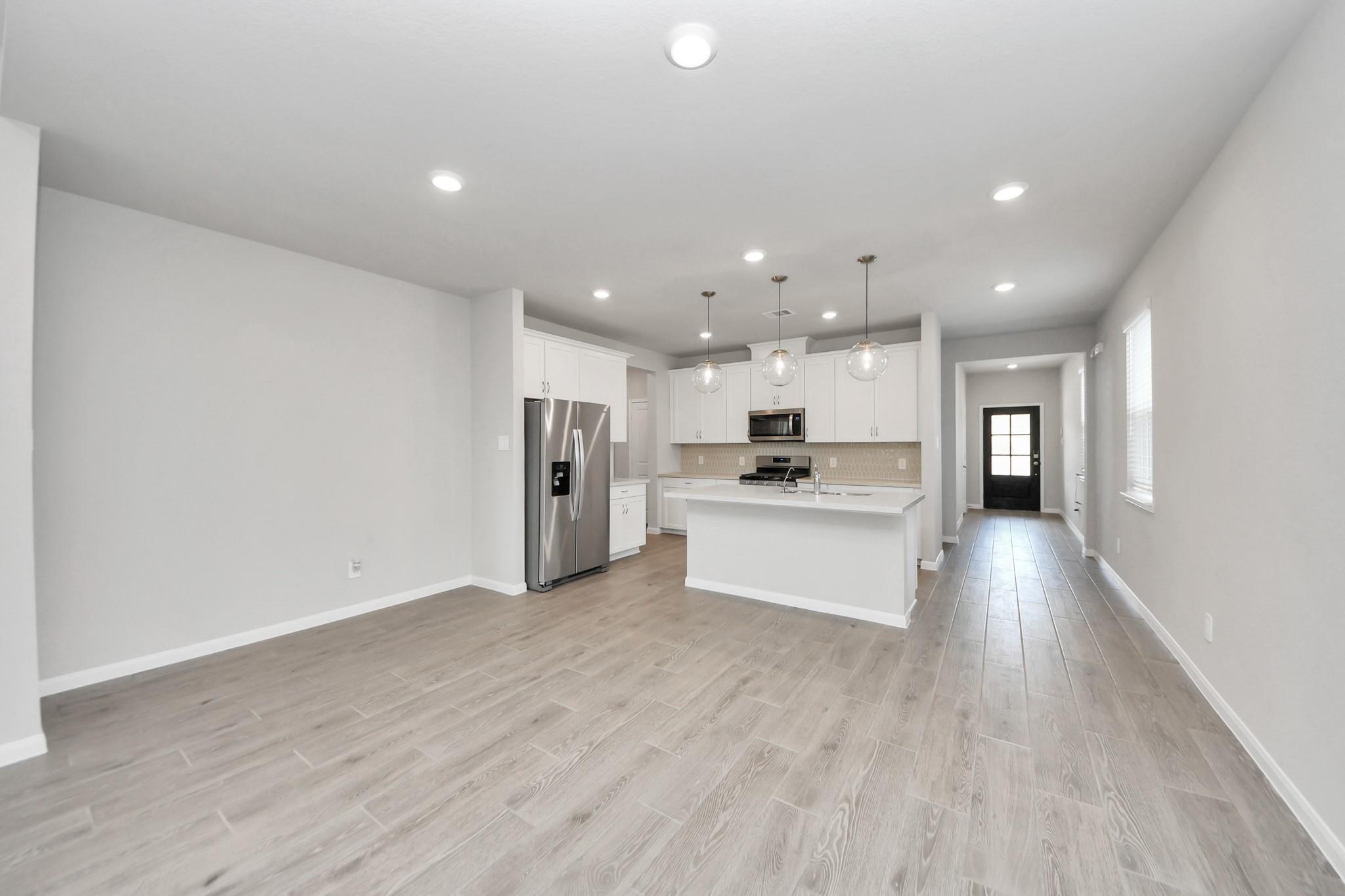 19556 Stripe Hill Bend