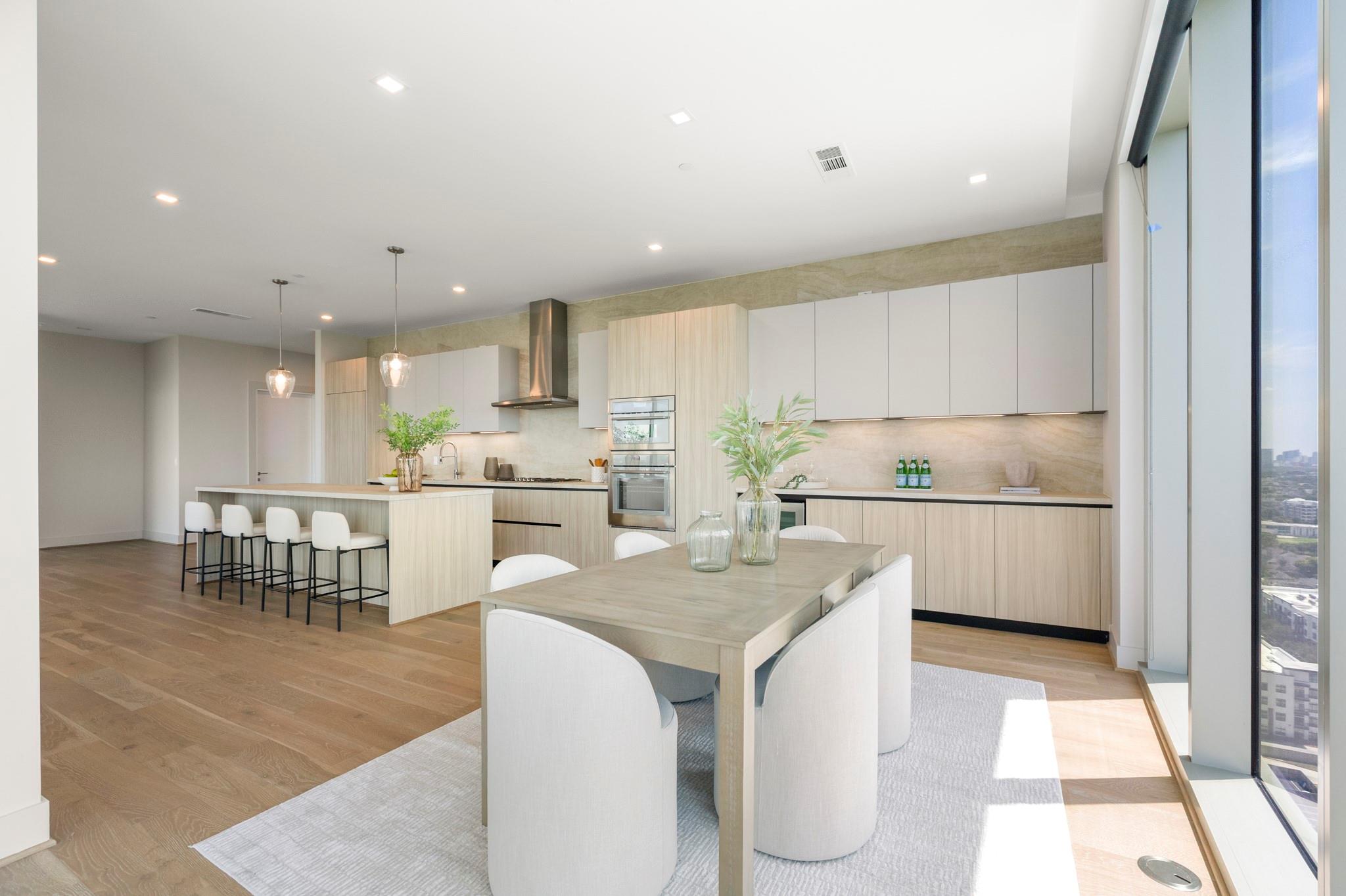 1711 Allen Parkway # 2001