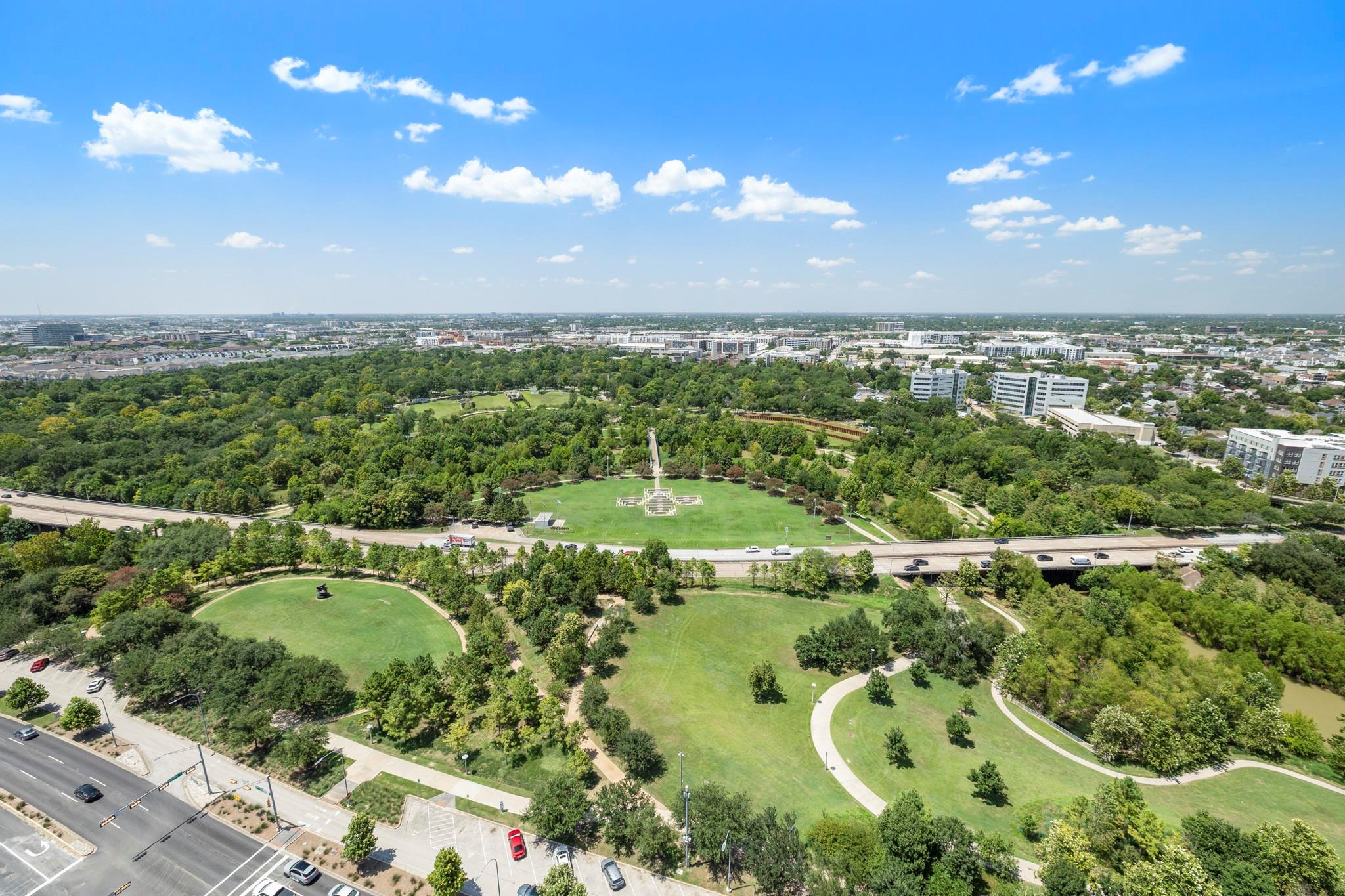 1711 Allen Parkway # 2001