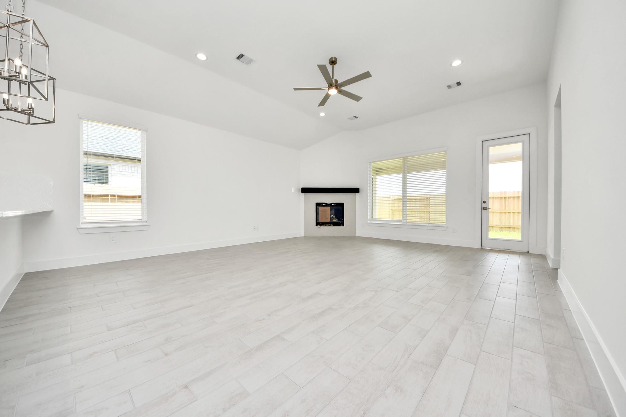 6227 Vista View Lane