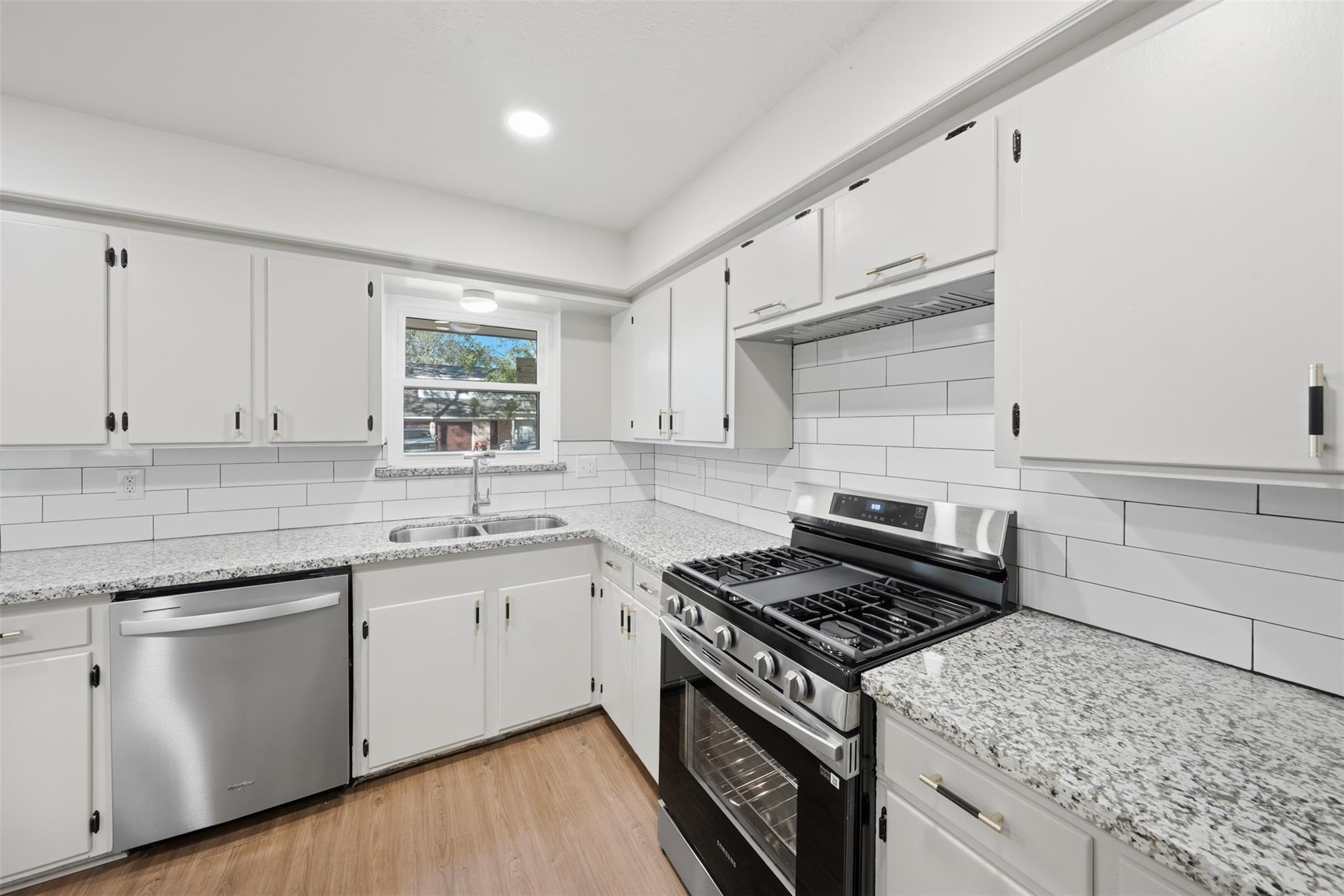 5002 Cedar Creek Drive