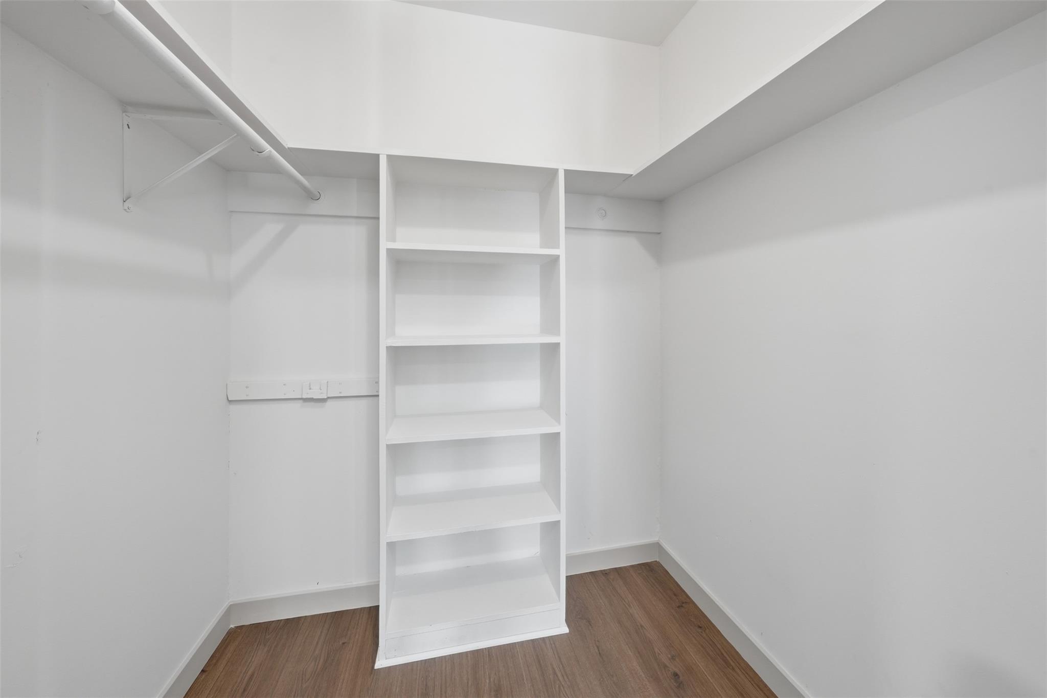 5002 Cedar Creek Drive