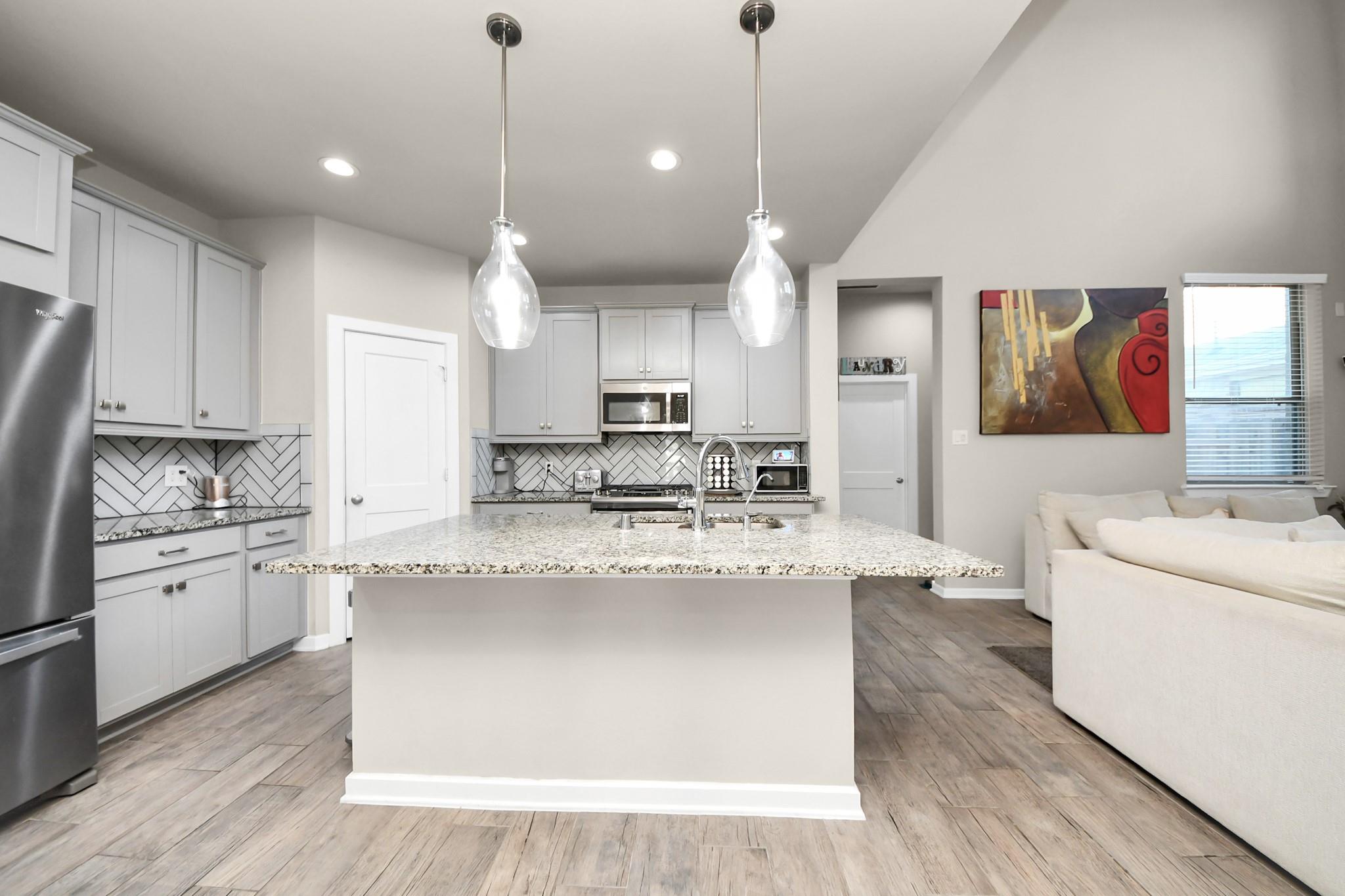 7027 Winterberry Glen Lane