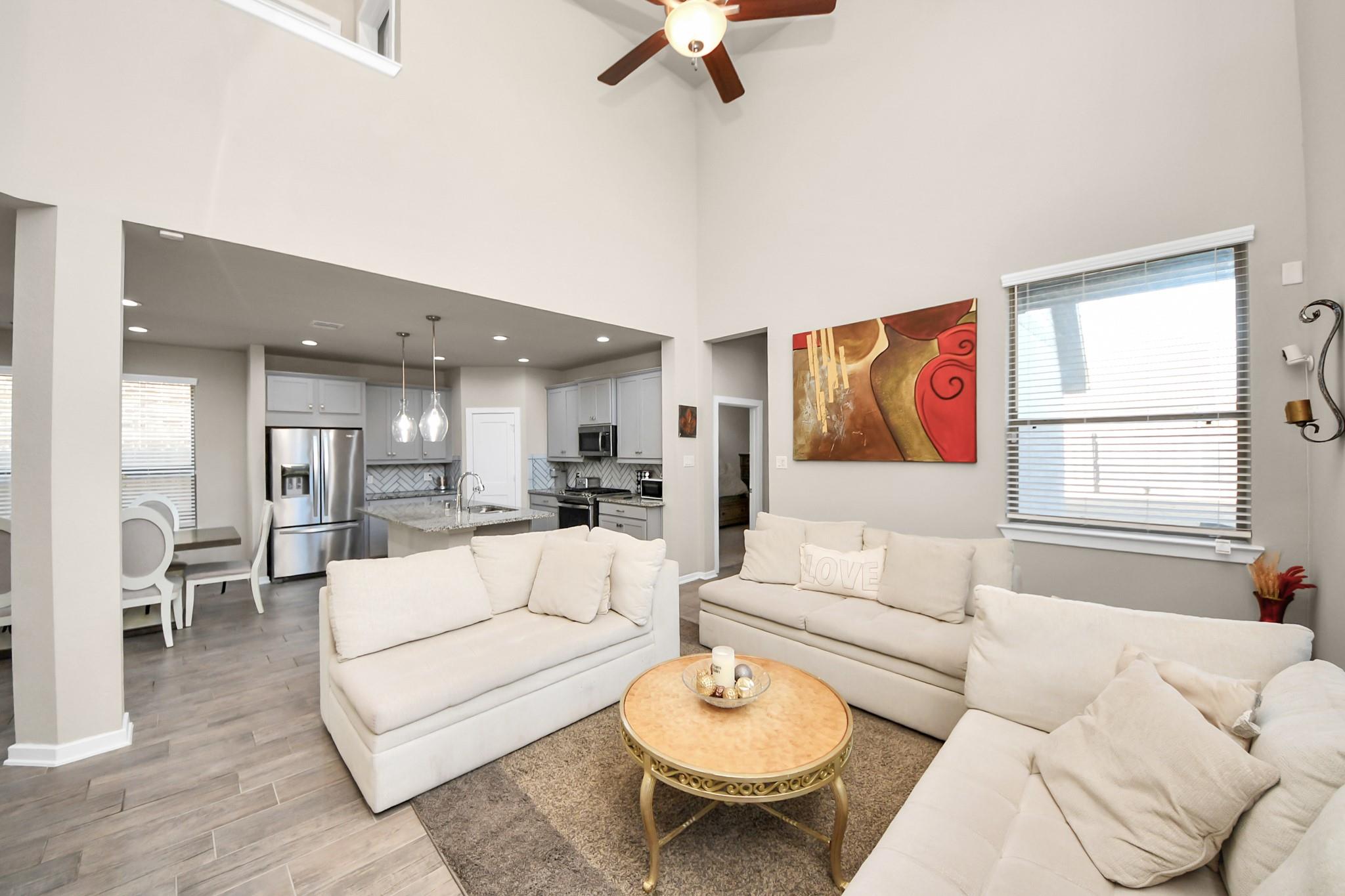 7027 Winterberry Glen Lane