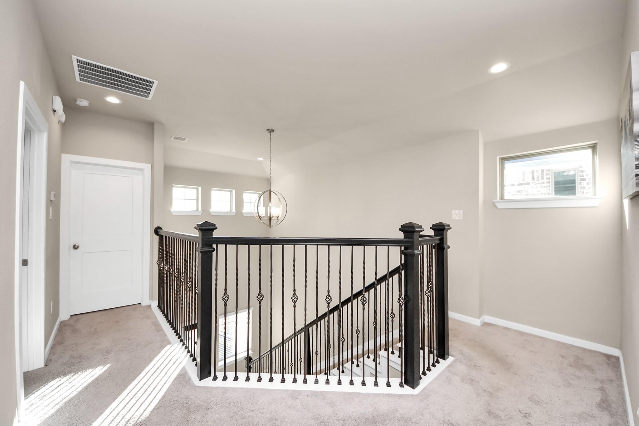 7027 Winterberry Glen Lane