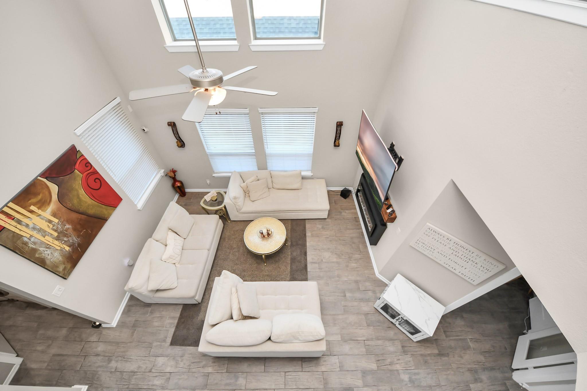 7027 Winterberry Glen Lane