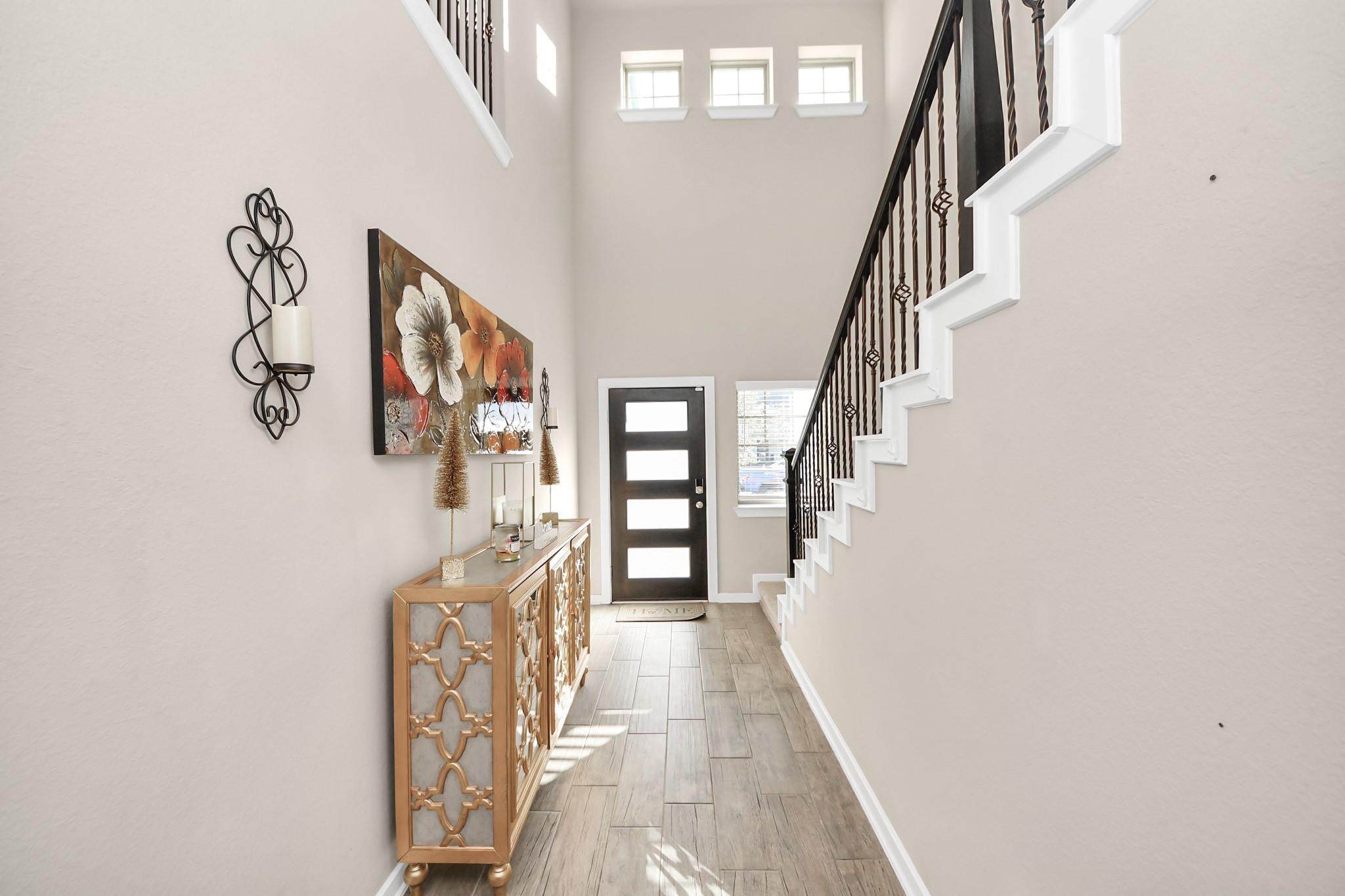 7027 Winterberry Glen Lane