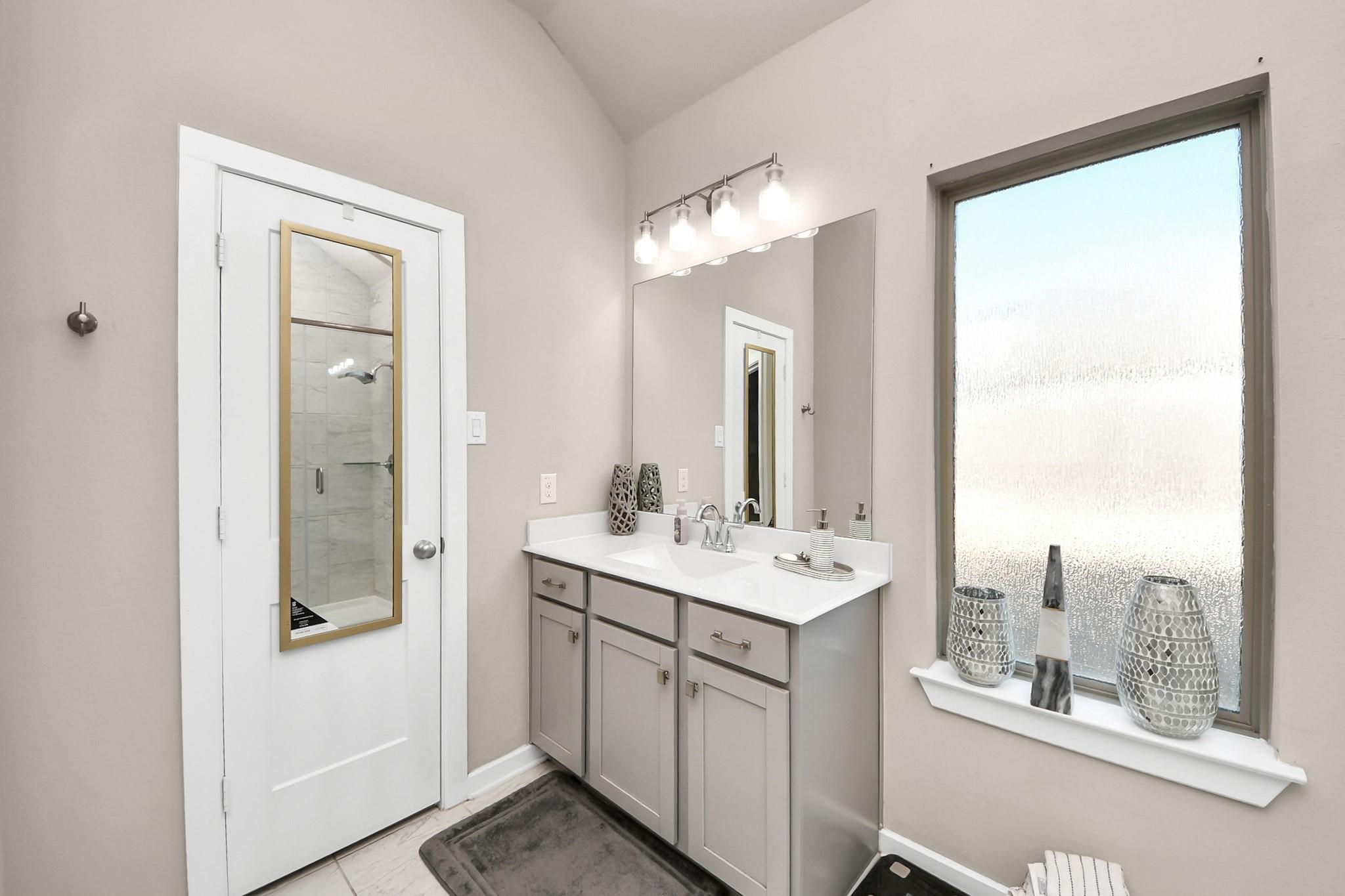 7027 Winterberry Glen Lane