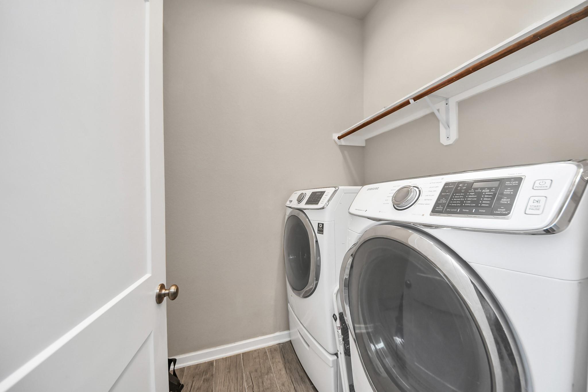 7027 Winterberry Glen Lane