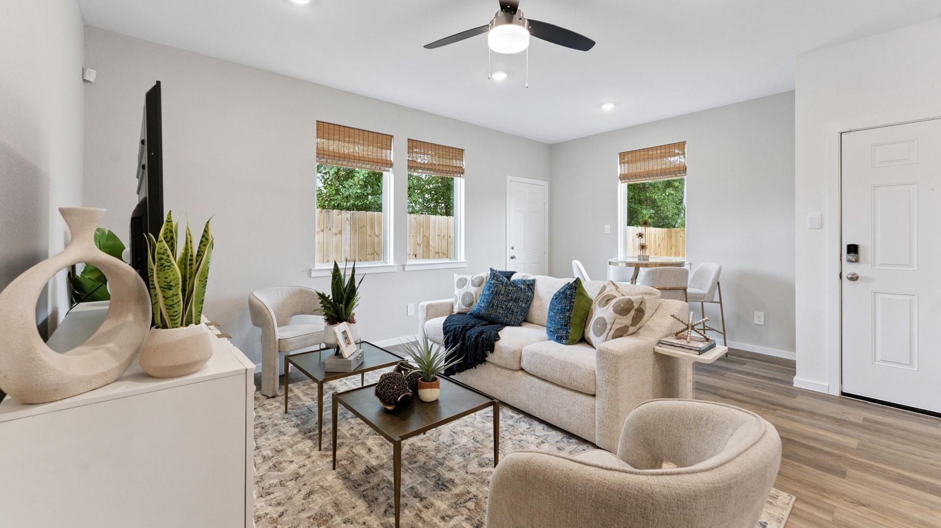 5914 Manning Oaks Street, Houston