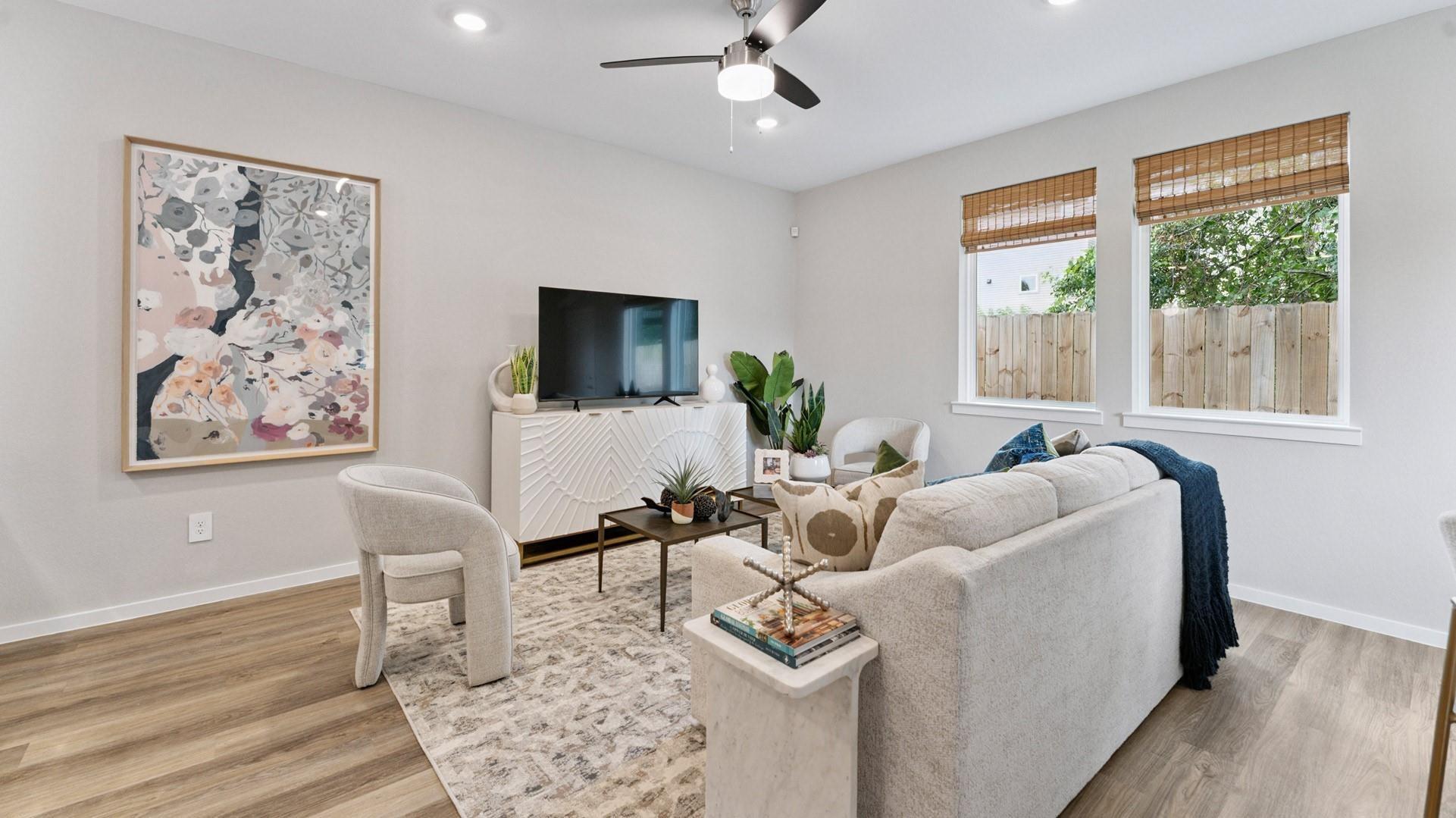 5914 Manning Oaks Street, Houston