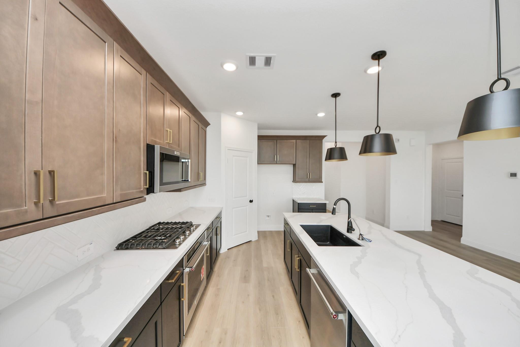 21702 Swift Flier Lane