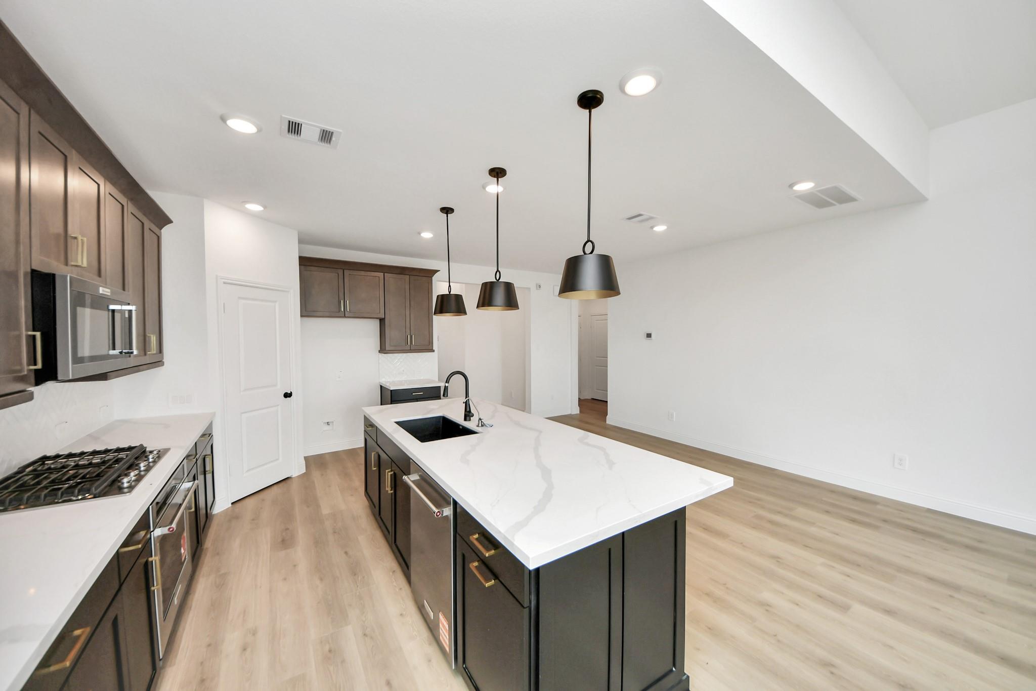 21702 Swift Flier Lane