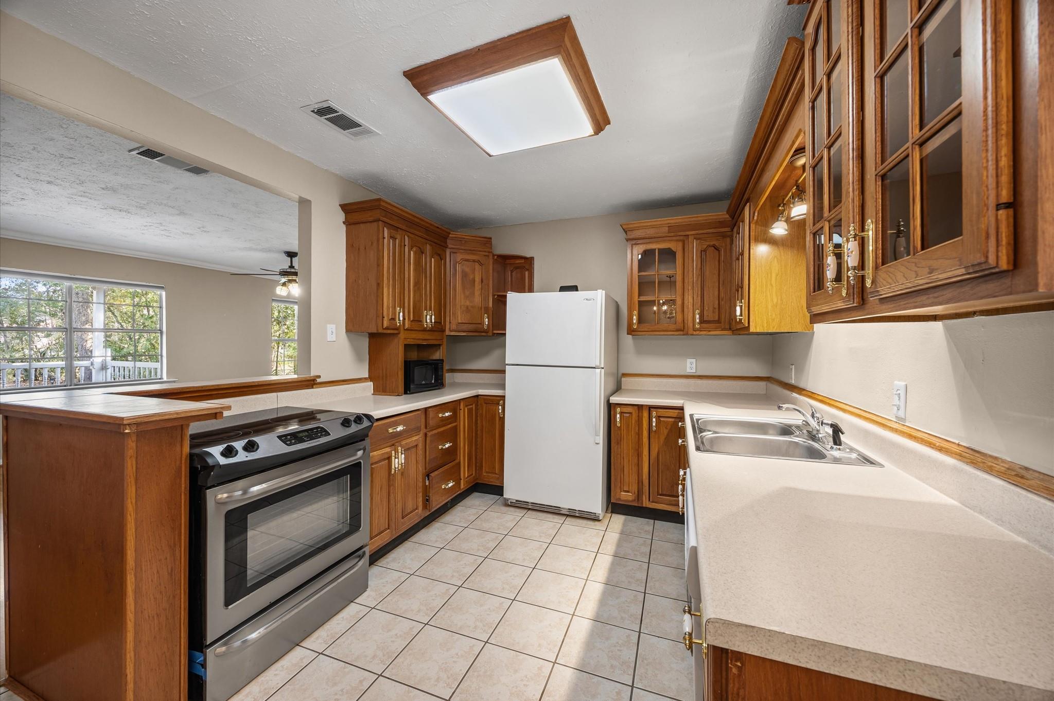 10705 Fairview Drive, Conroe