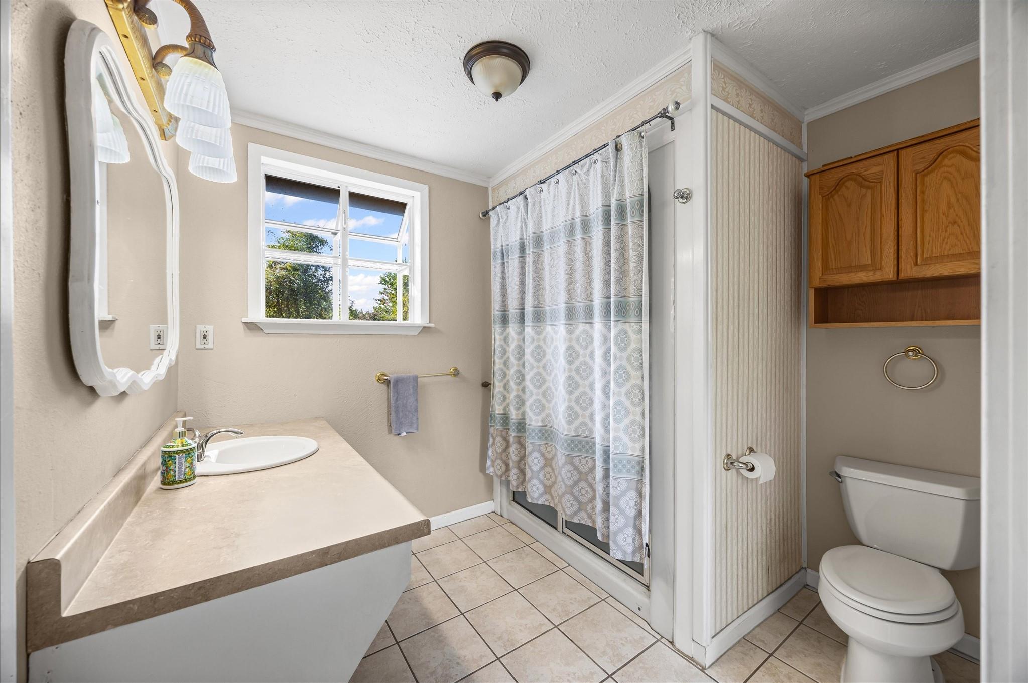 10705 Fairview Drive, Conroe