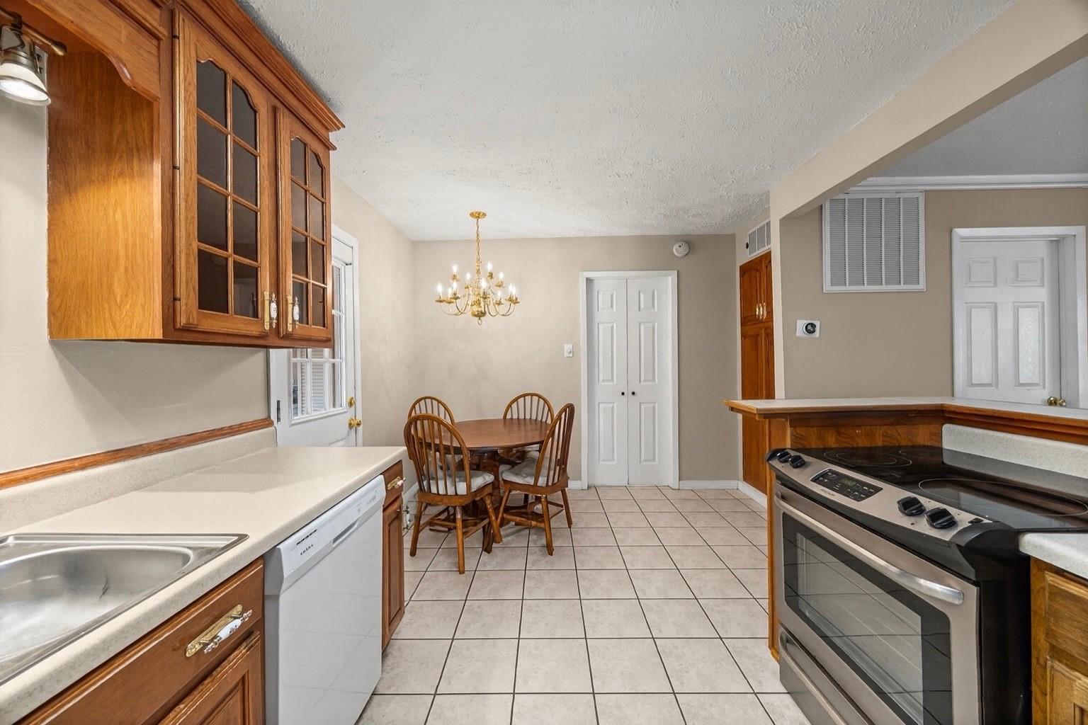 10705 Fairview Drive, Conroe