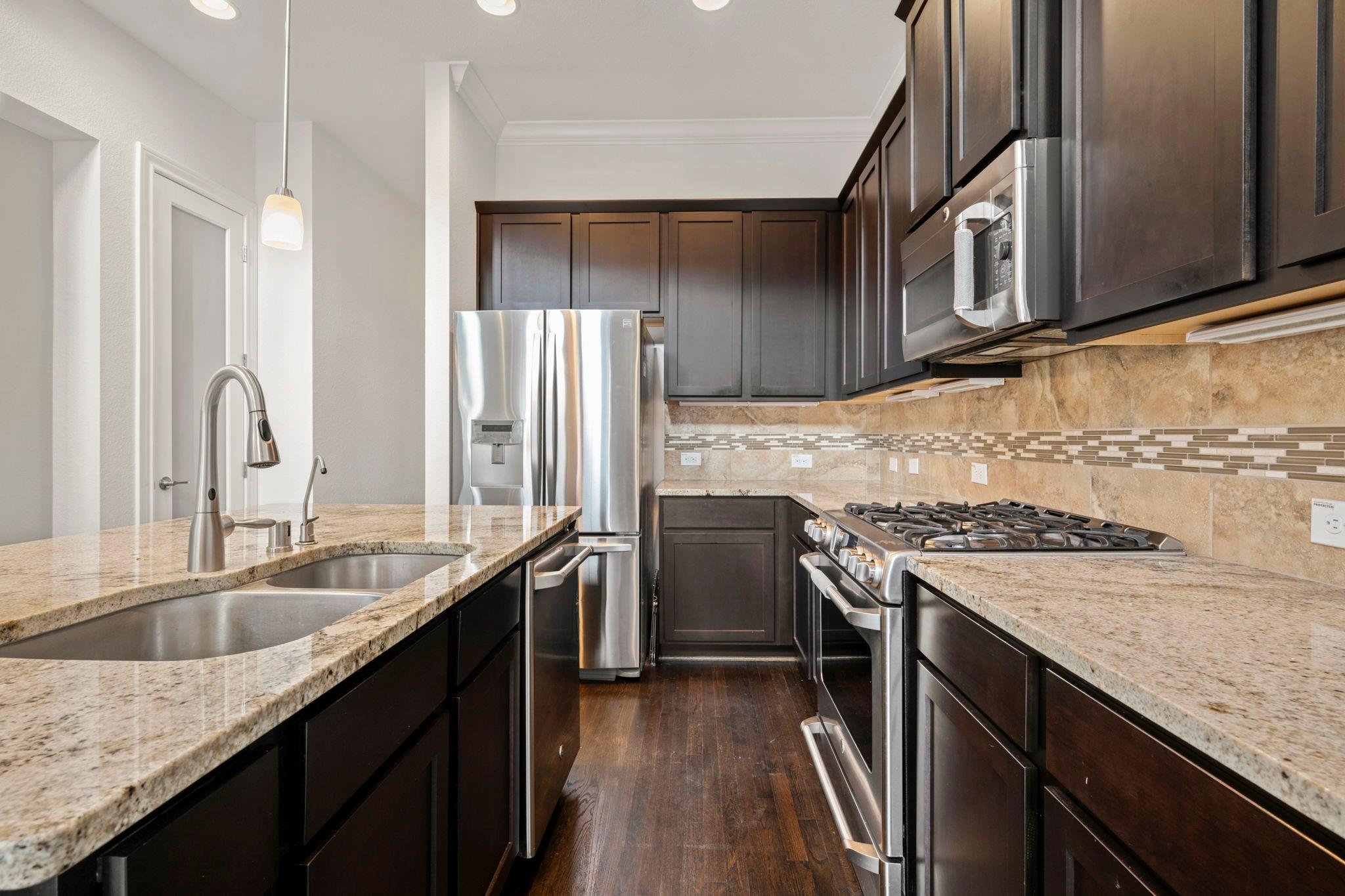 2623 Shady Woods Lane, Houston