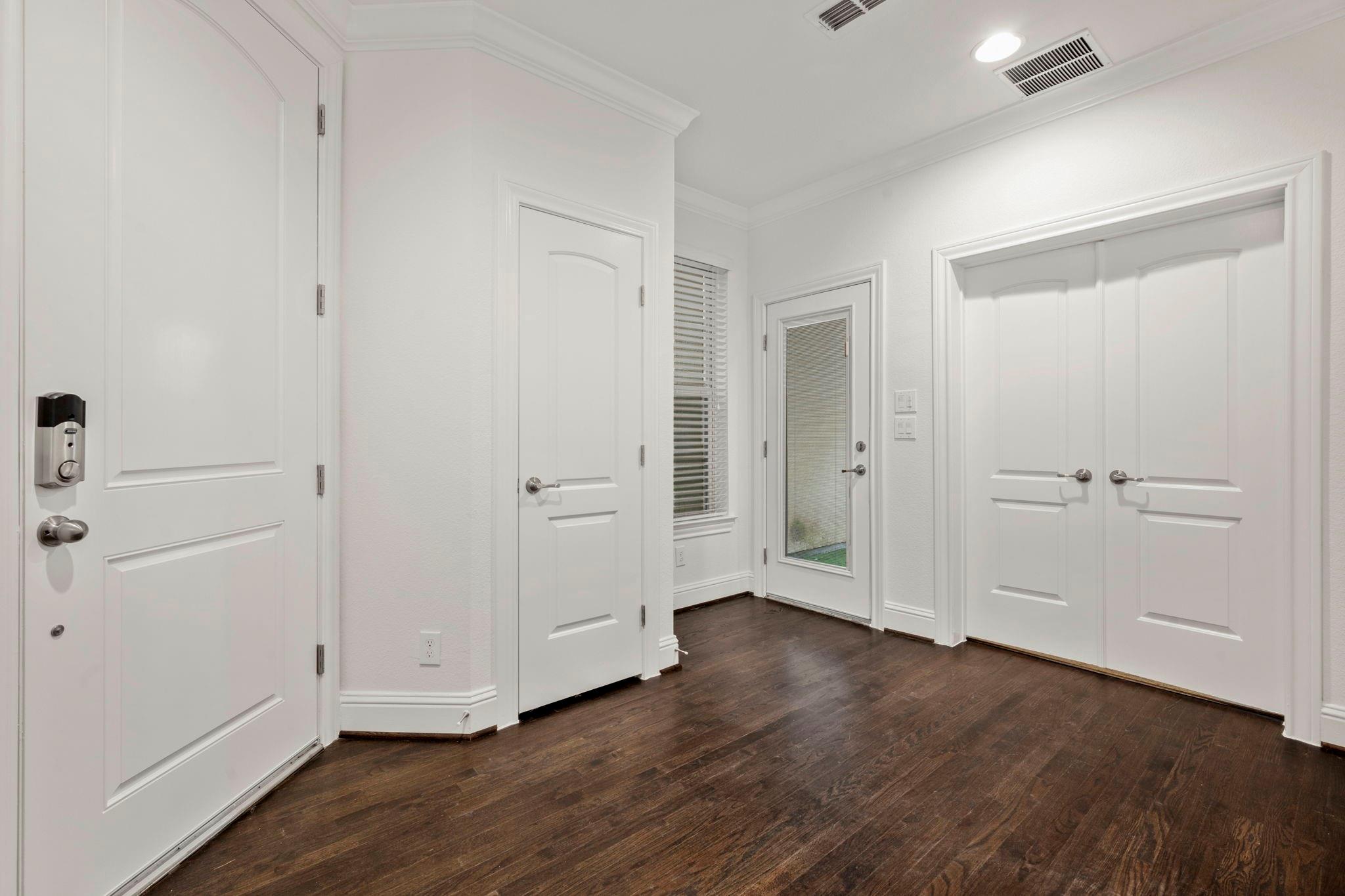 2623 Shady Woods Lane, Houston