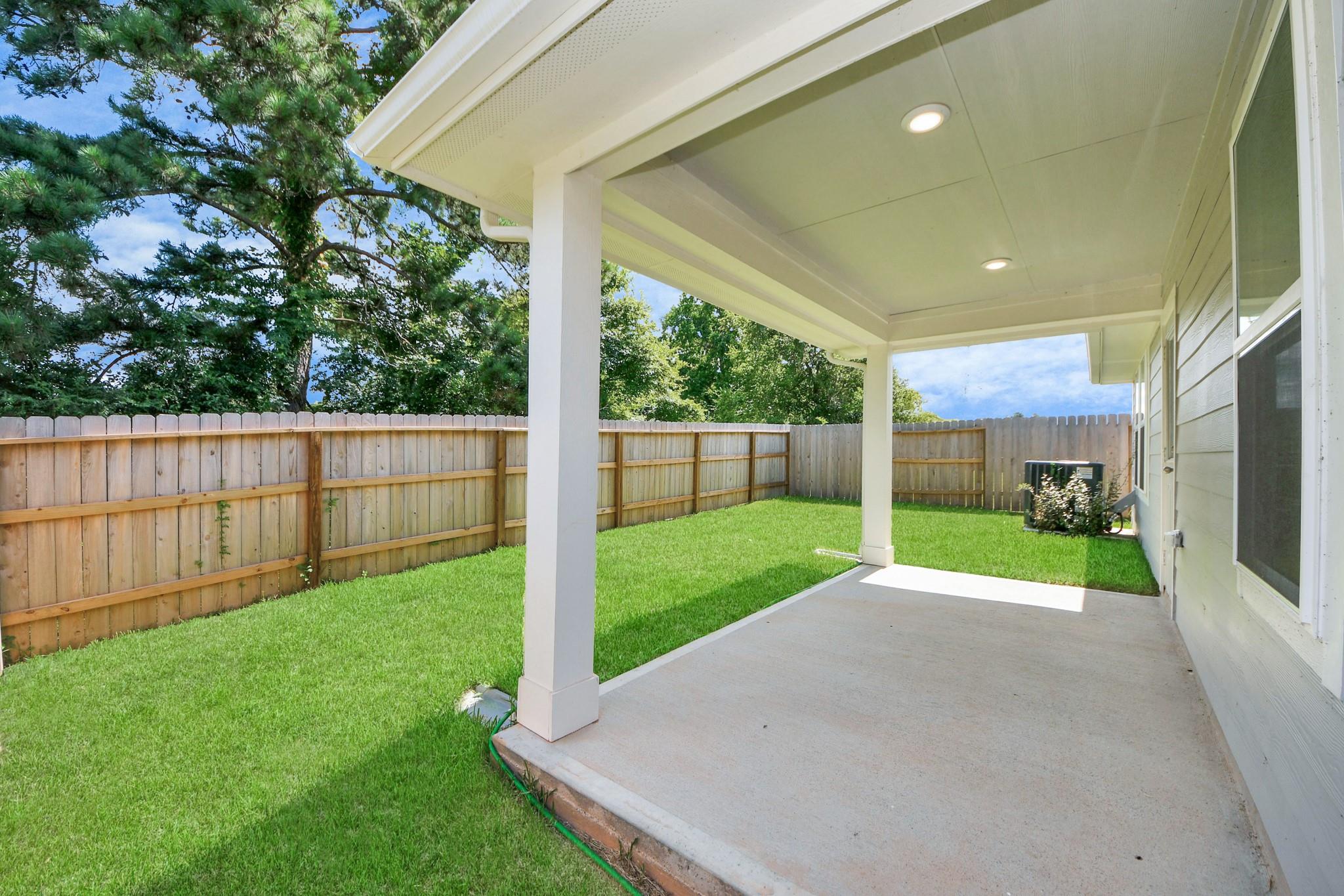 19560 Stripe Hill Bend