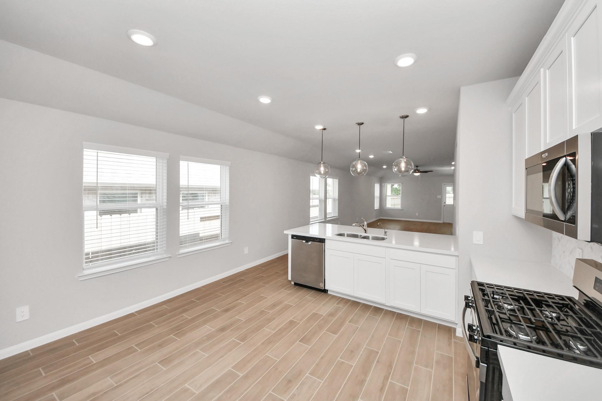 19560 Stripe Hill Bend