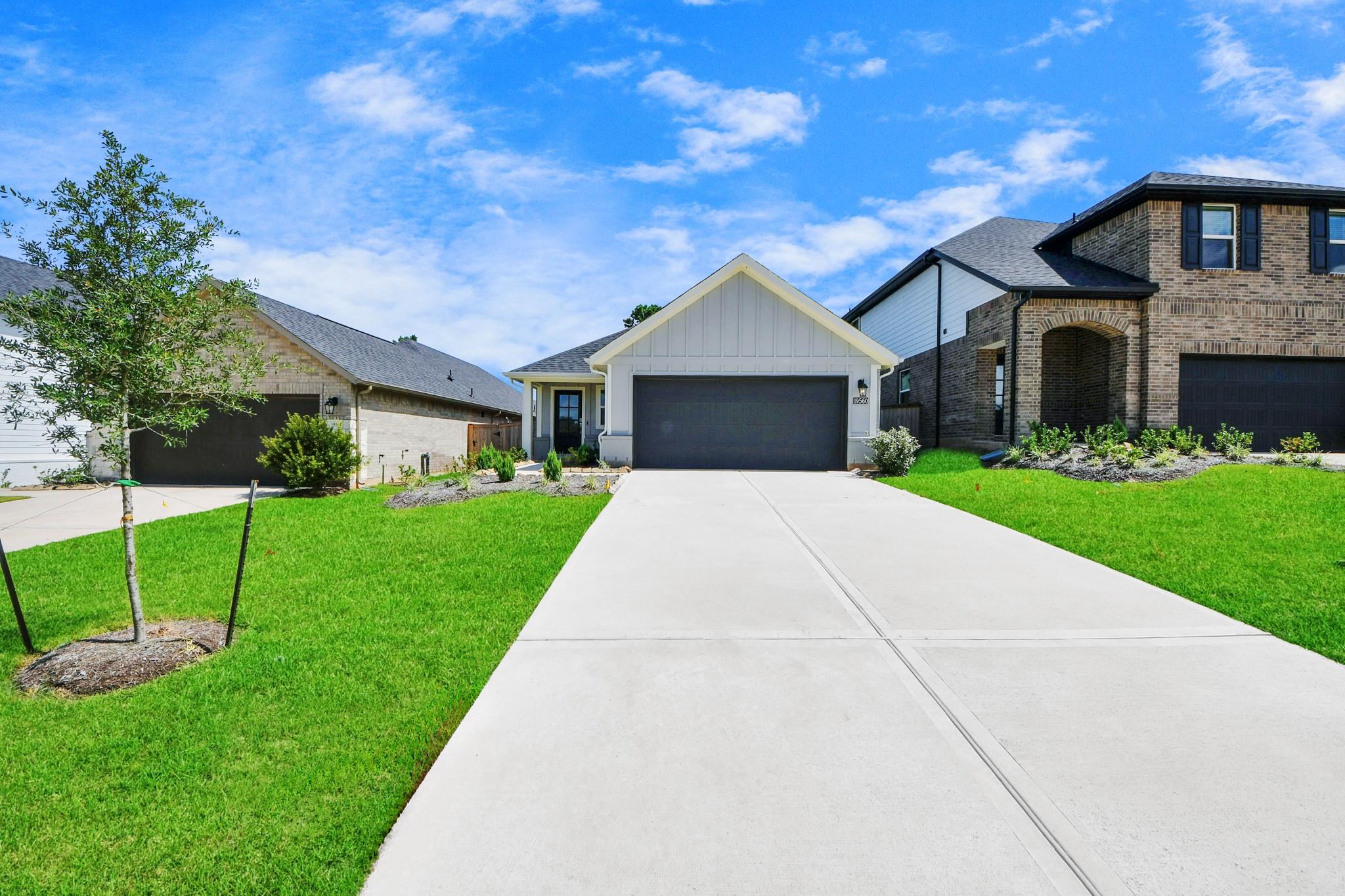 19560 Stripe Hill Bend