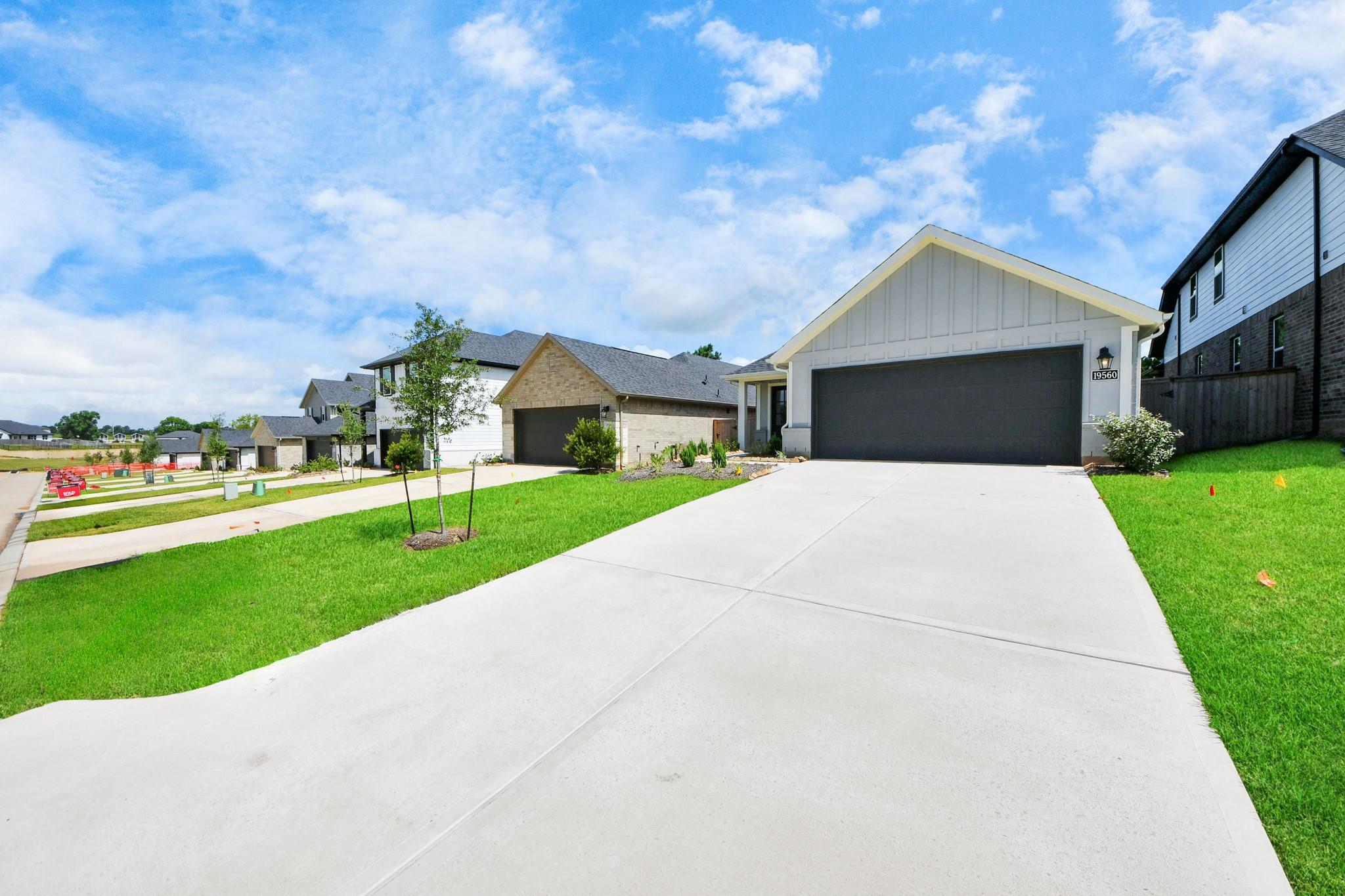 19560 Stripe Hill Bend