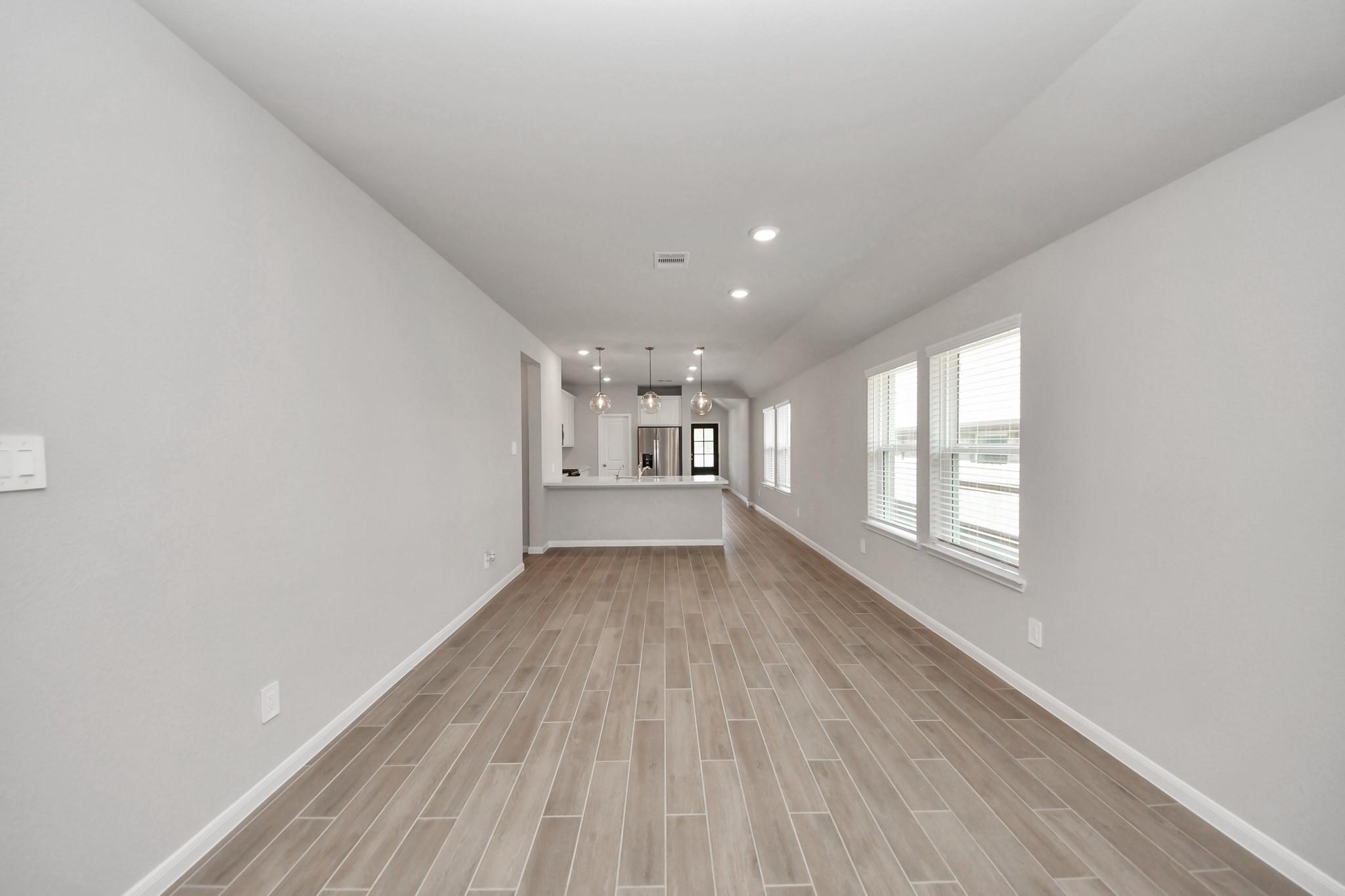 19560 Stripe Hill Bend